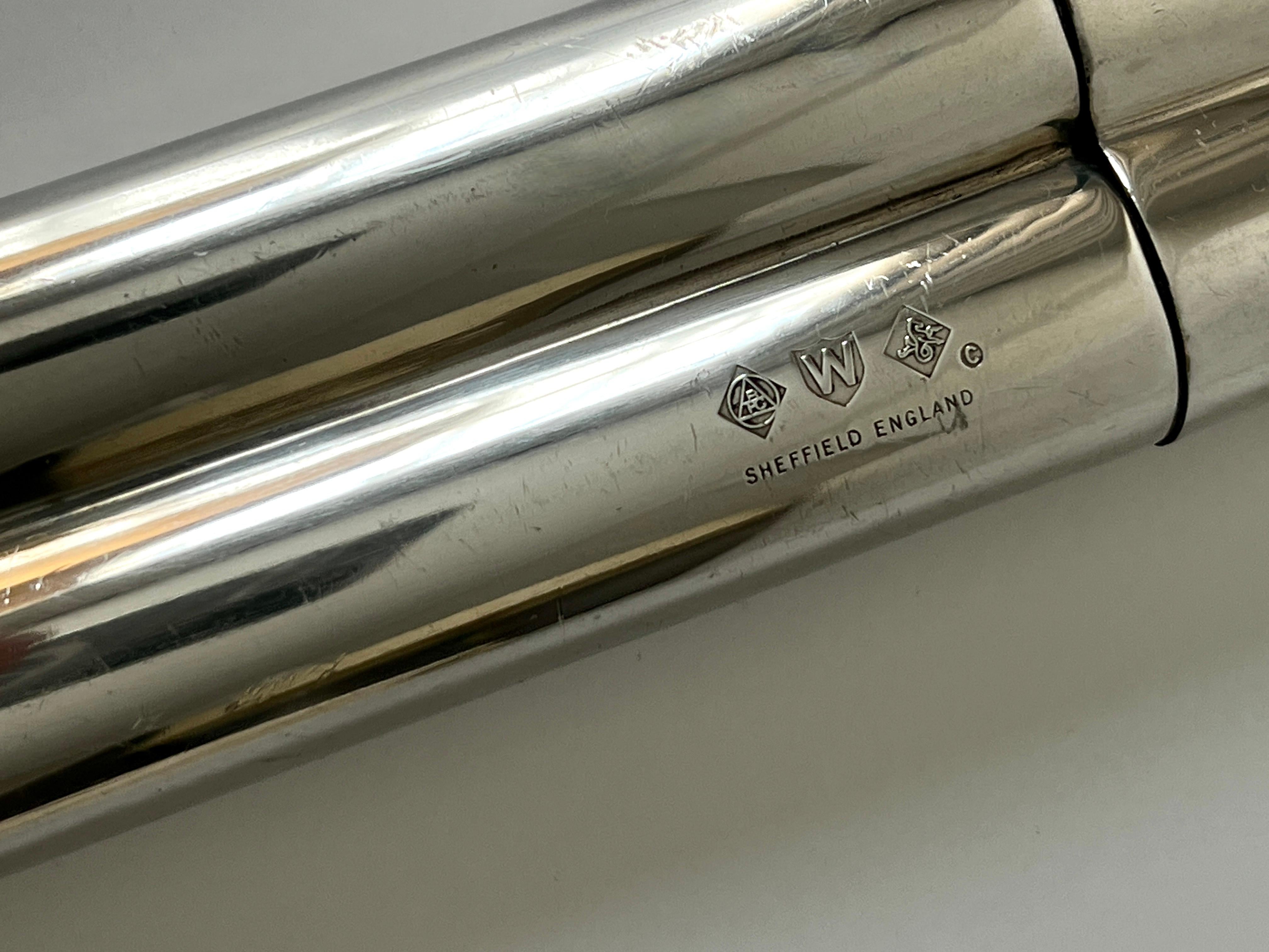 Portapuros de plata inglesa de Sheffield con petaca de rosca Art Decó