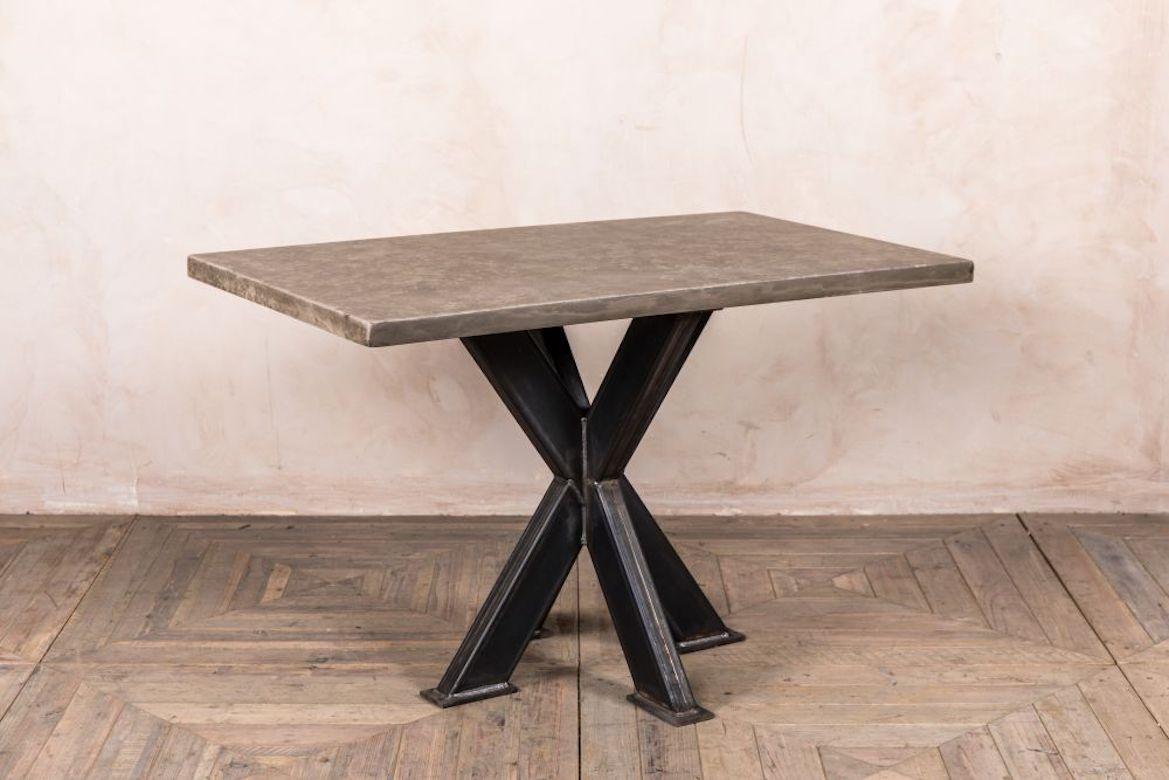 Sheffield Pedestal Dining Table 'Dining', 20th Century In Excellent Condition For Sale In London, GB