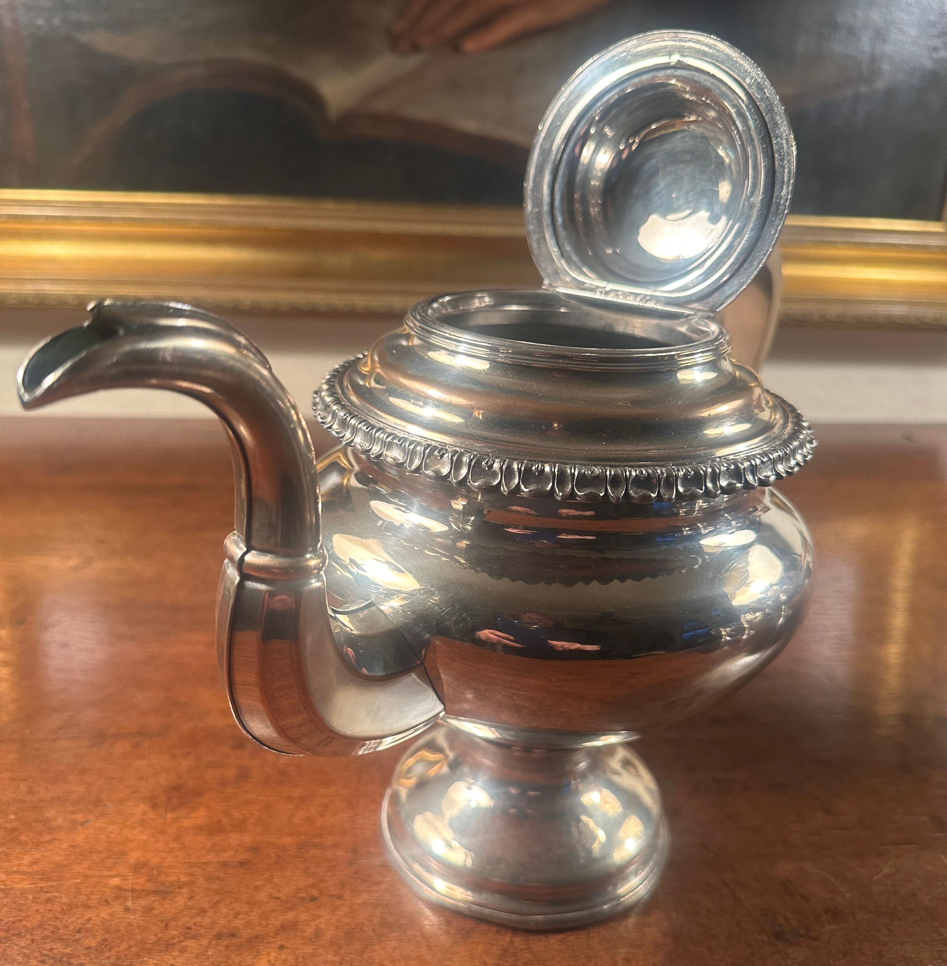 Sheffield Plate Tea and Coffee Service, American, Early 19th Century For Sale 3