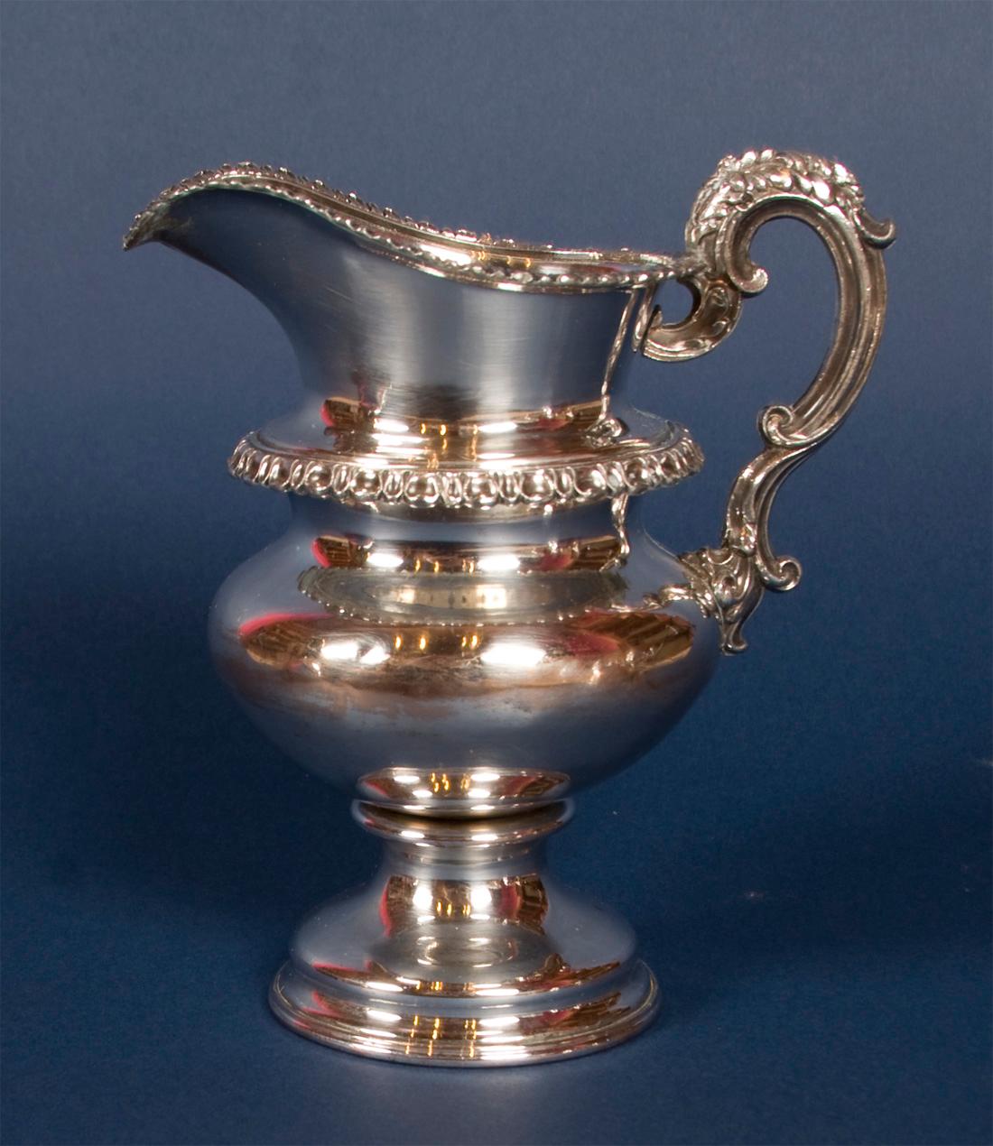 Sheffield Plate Tea and Coffee Service, American, Early 19th Century In Fair Condition For Sale In San Francisco, CA
