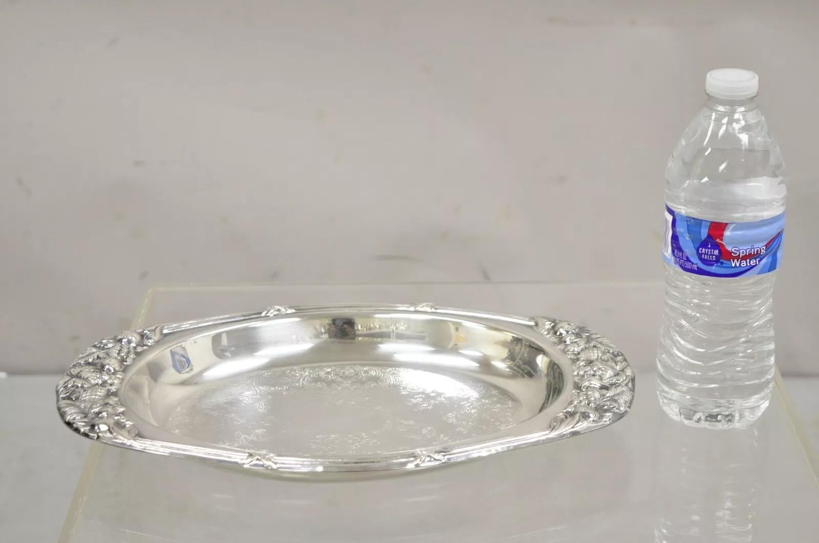 Sheffield Silver Co. Plato ovalado con baño de plata USA Fruit Harvest Repousse Victoriano en venta