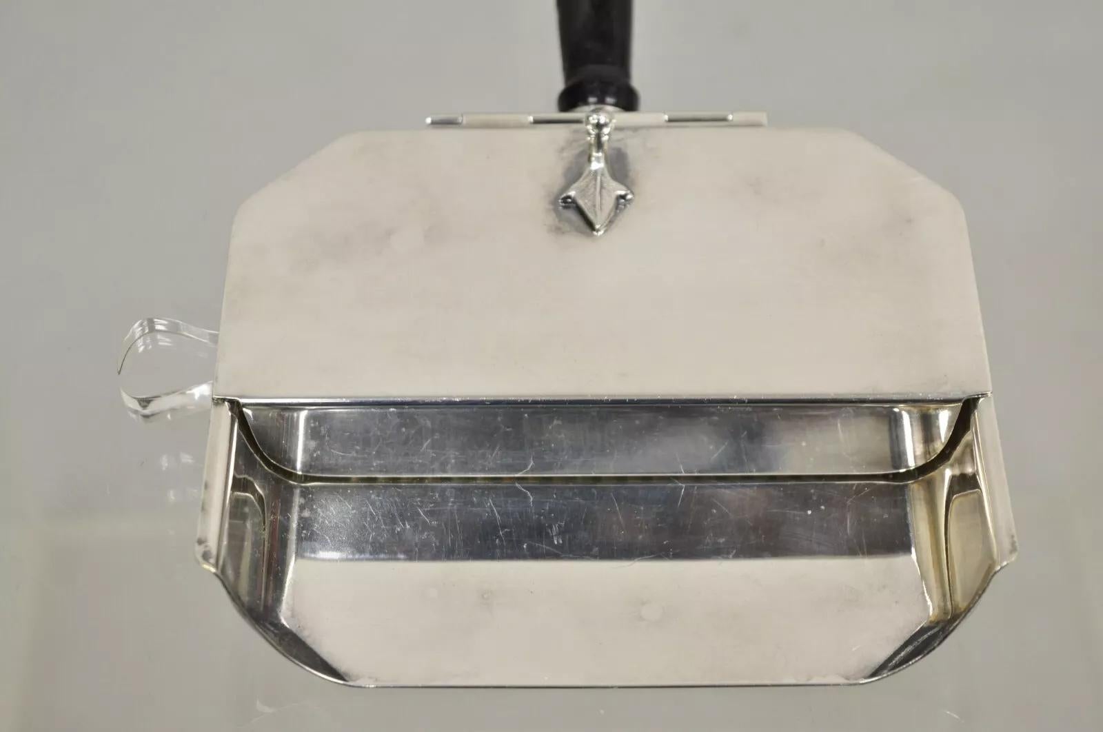 Sheffield Silver Co. USA Silver Plated Butlers Crumb Catcher Tray w/ Broom For Sale 4