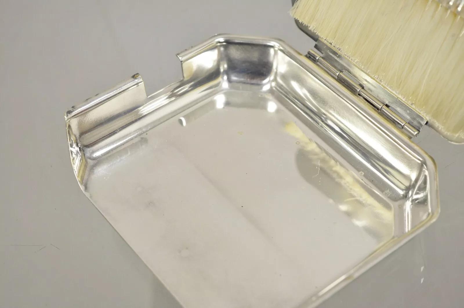 Sheffield Silver Co. USA Silver Plated Butlers Crumb Catcher Tray w/ Broom For Sale 1