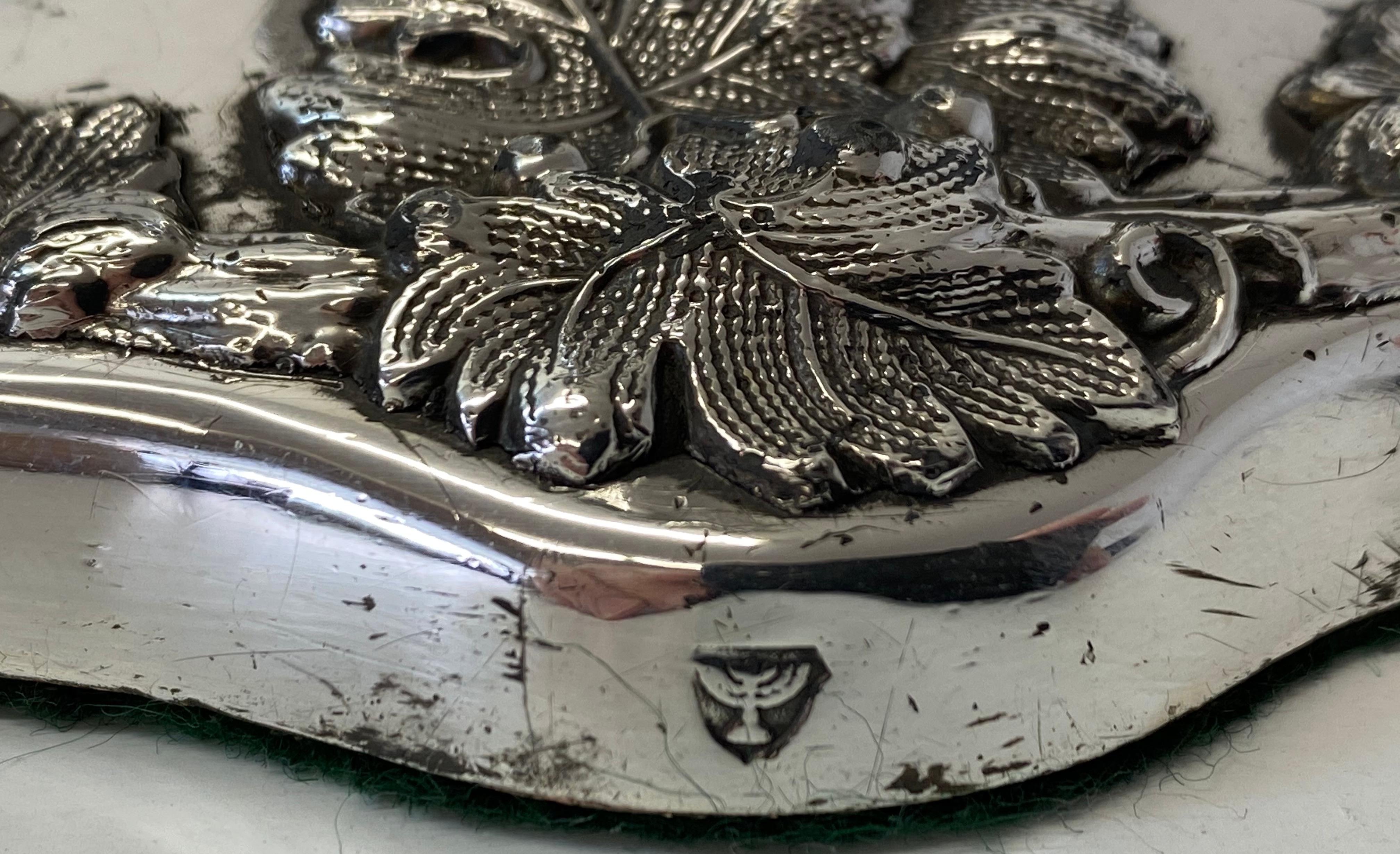 Portacandele in argento di Sheffield con supporti in argento, metà del XX secolo. in vendita 2