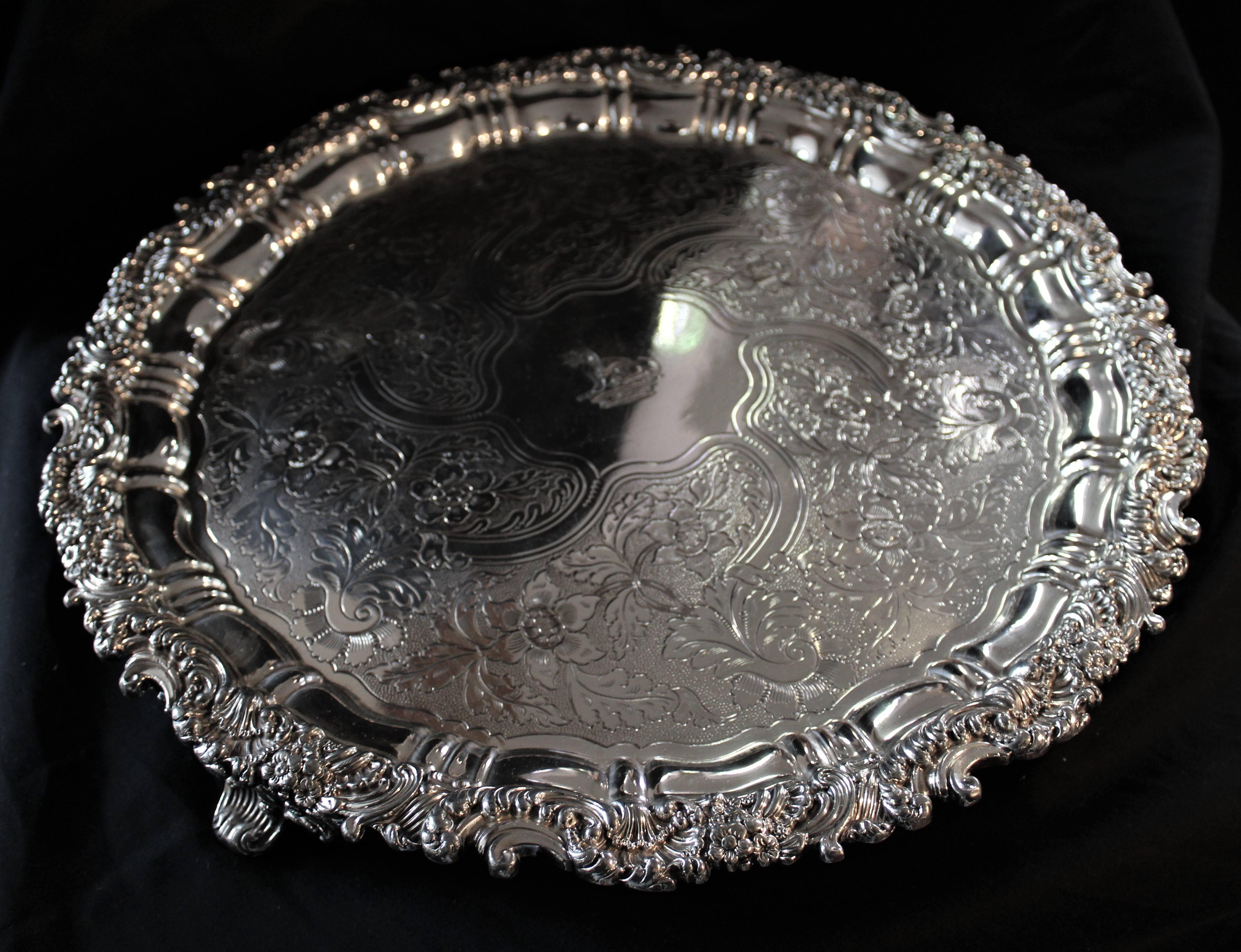 XIXe siècle Plateau de Salver en crêpe argenté Sheffield du début du 19ème siècle en vente