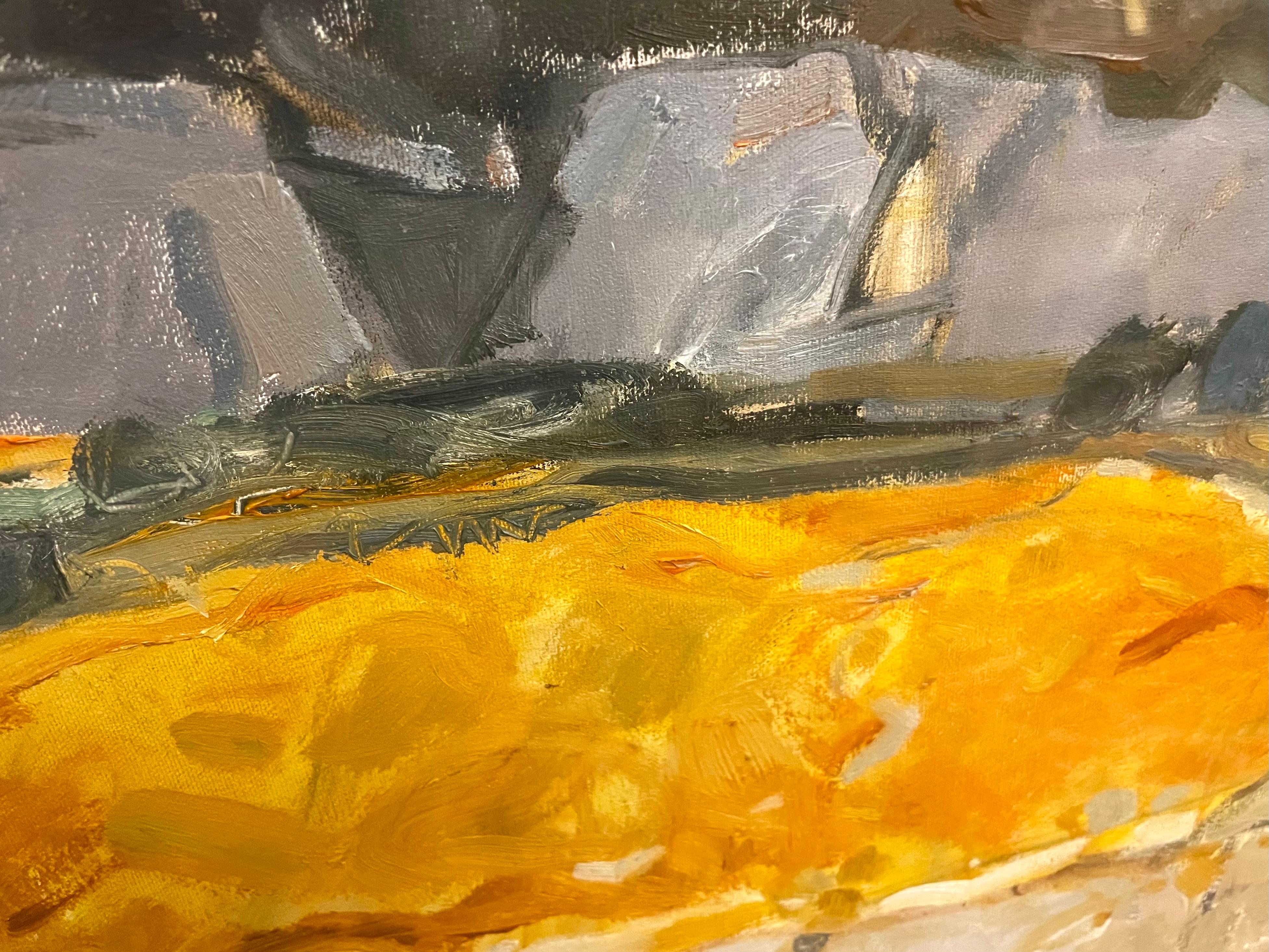 La expresión abstracta de los Girasoles de Provenza hace arder de naranja los campos tradicionales. Pintado por la artista escocesa Sheila McNab MacMillan, conocida por sus atrevidos contornos de colinas y alegres casas sobre acantilados de estilo