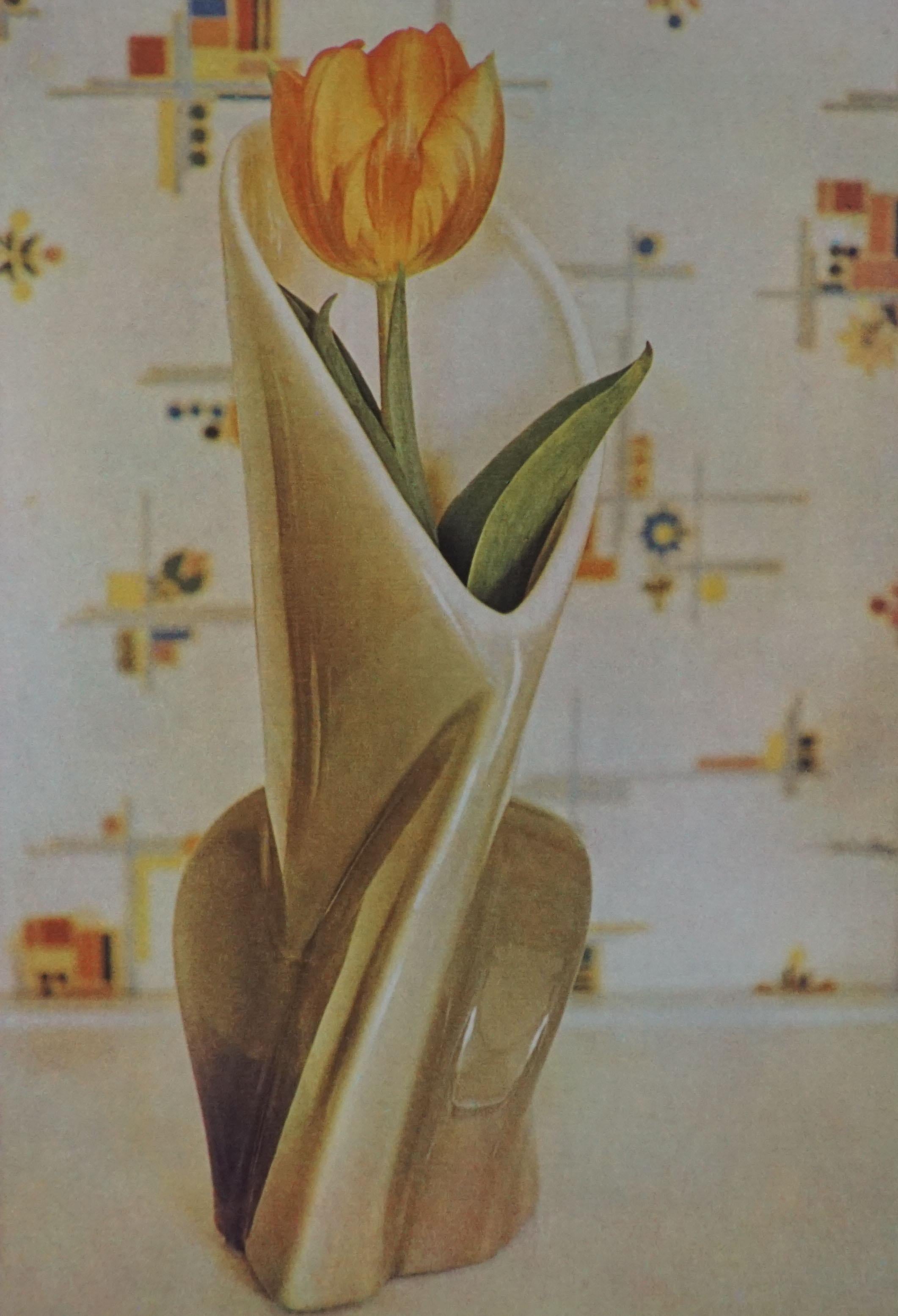 Sheila Metzner Color Photograph - Modern Vase Tulip, 1981, Printed 1981