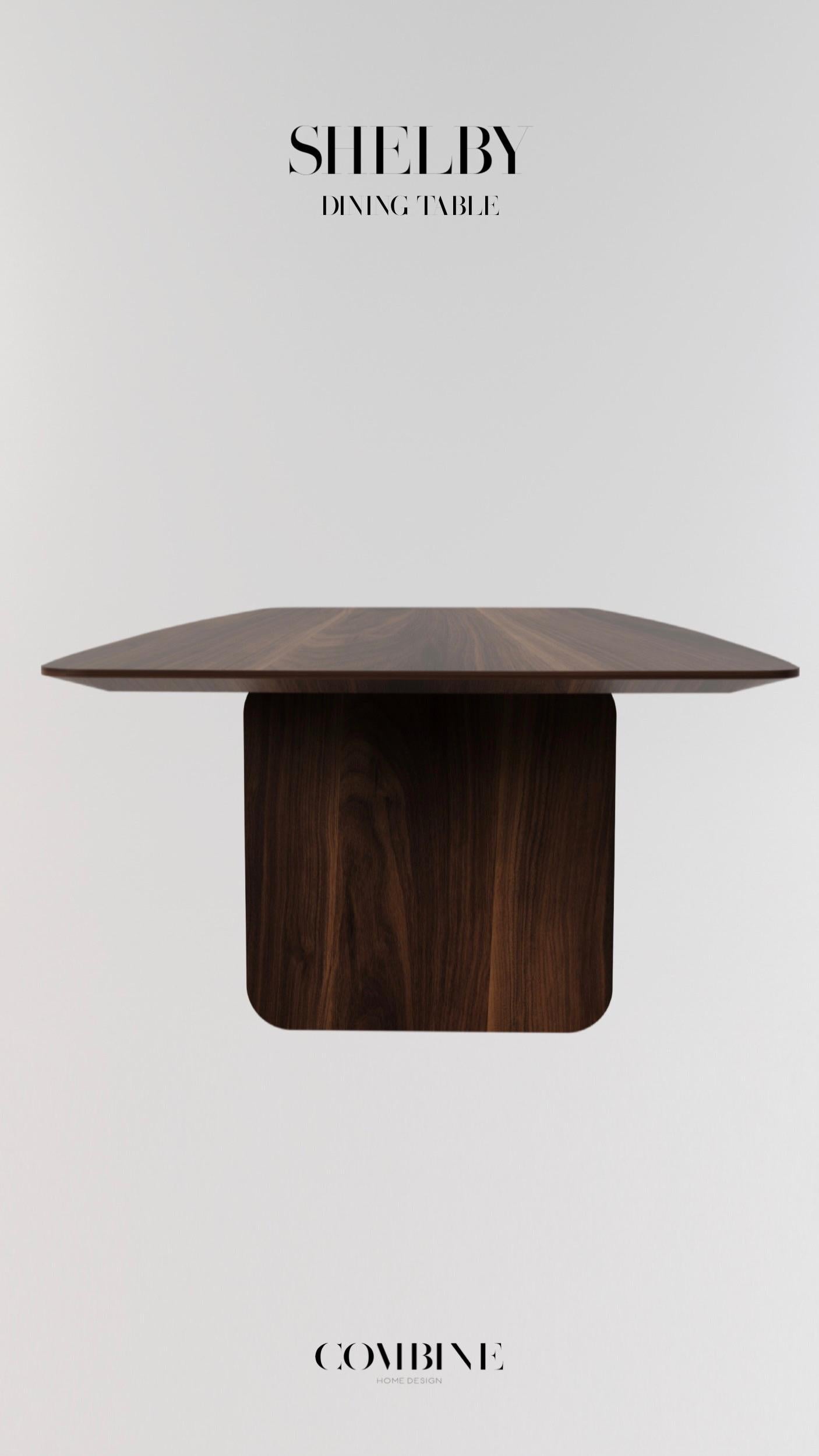 Ein luxuriöses und minimalistisches Stück, das in jedem Haus nicht unbemerkt bleibt. Der aus Nussbaum Venner gefertigte Esstisch kann in seinen Abmessungen und Materialien individuell angepasst werden. 

Eine 