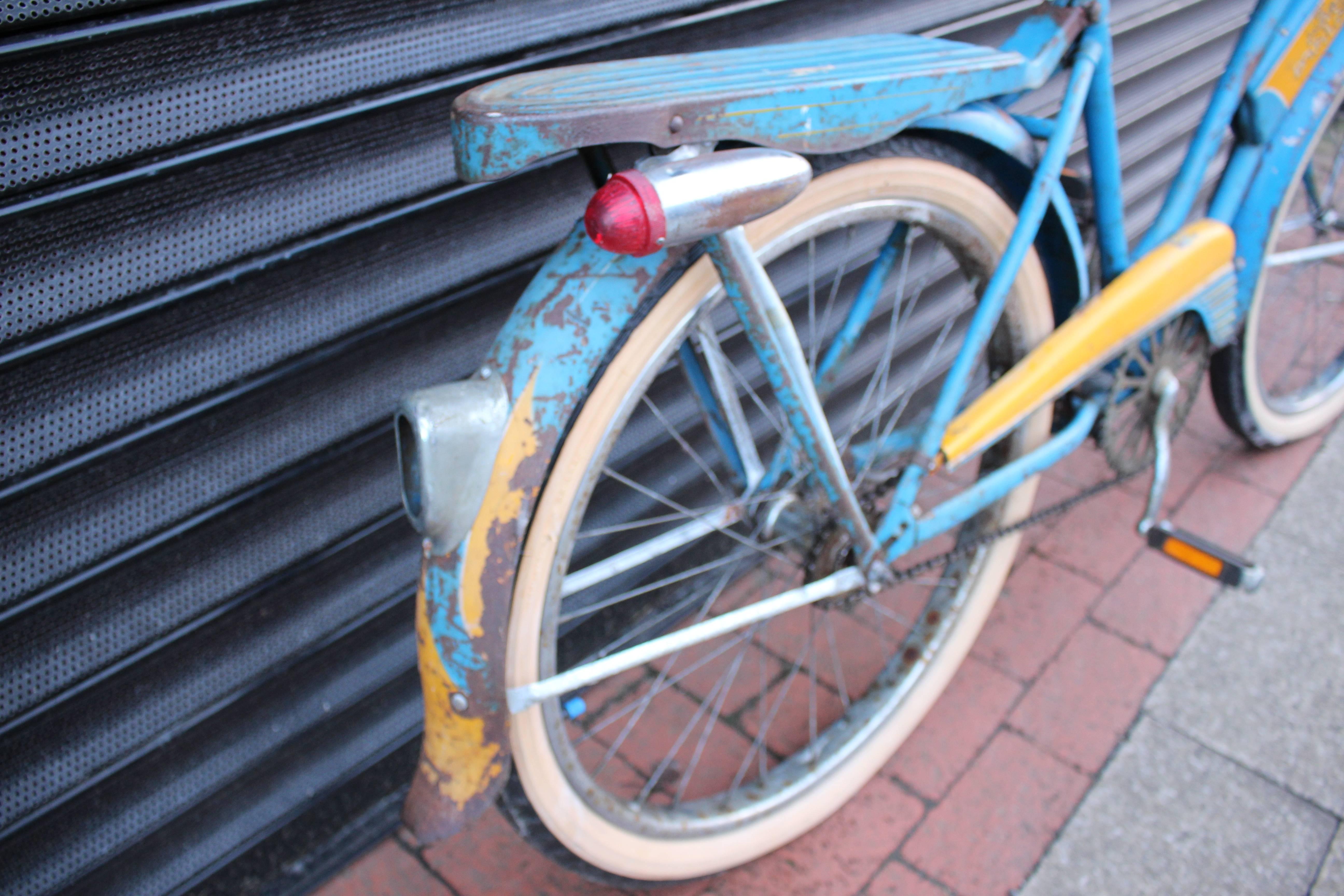 American Shelby Donald Duck Bicycle, 1949 For Sale