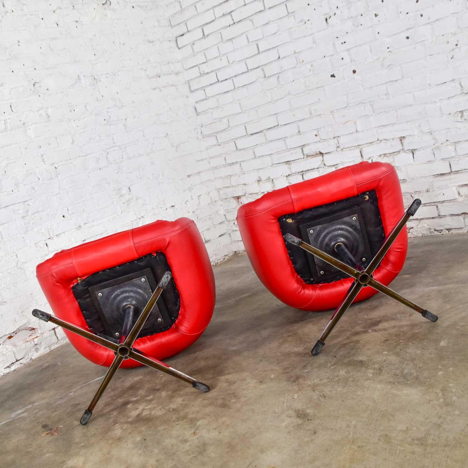 Shelby Williams MCM Swivel Bucket Chairs Red Vinyl Faux Leather & Chrome X Base For Sale 7