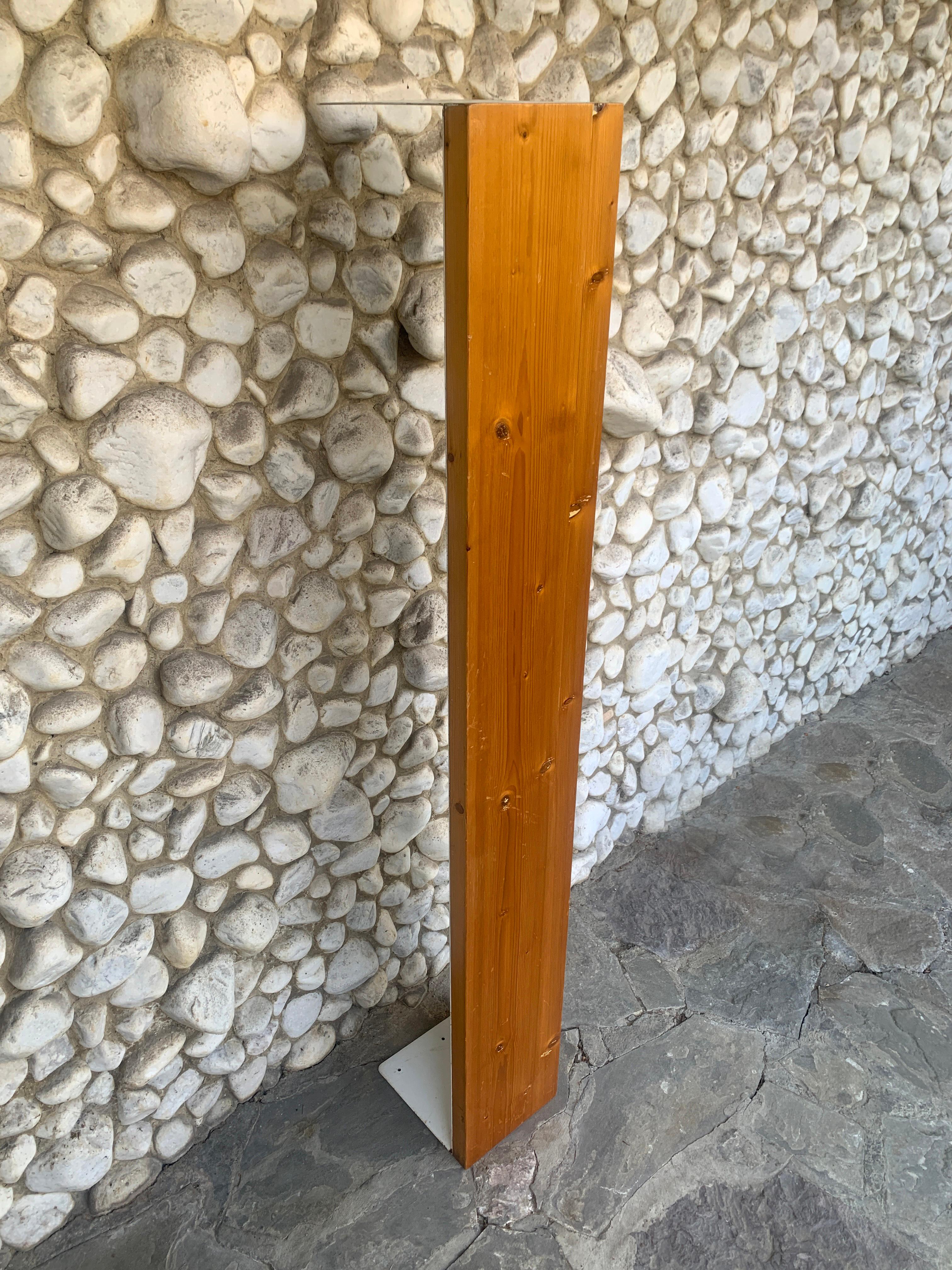 Francese Scaffale di Charlotte Perriand per la stazione sciistica Les Arcs 1800, Pineta, anni 1960-70 in vendita