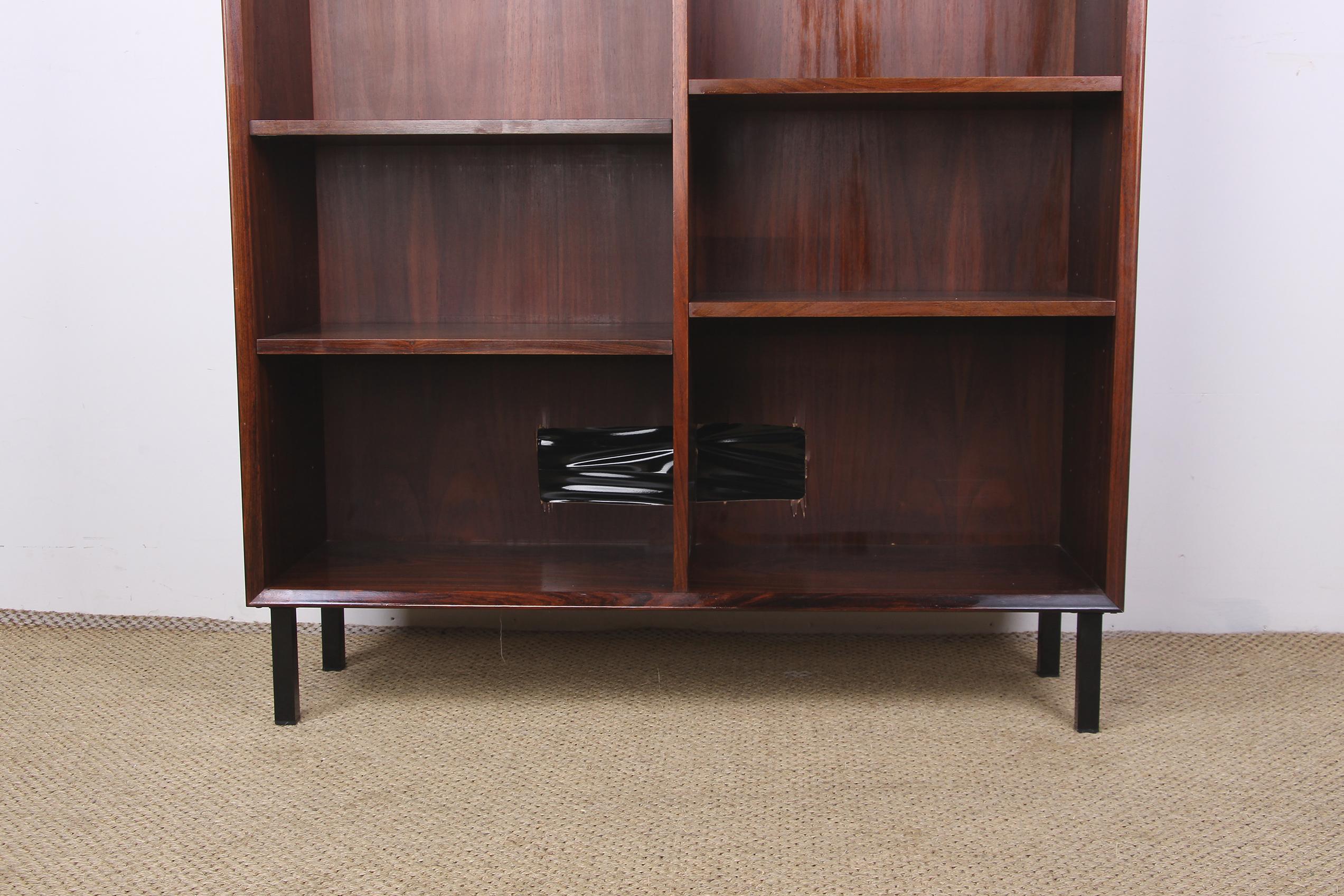 Shelf, High Danish Bookcase in Rosewood by Erik Brouer, 1960 In Good Condition For Sale In JOINVILLE-LE-PONT, FR