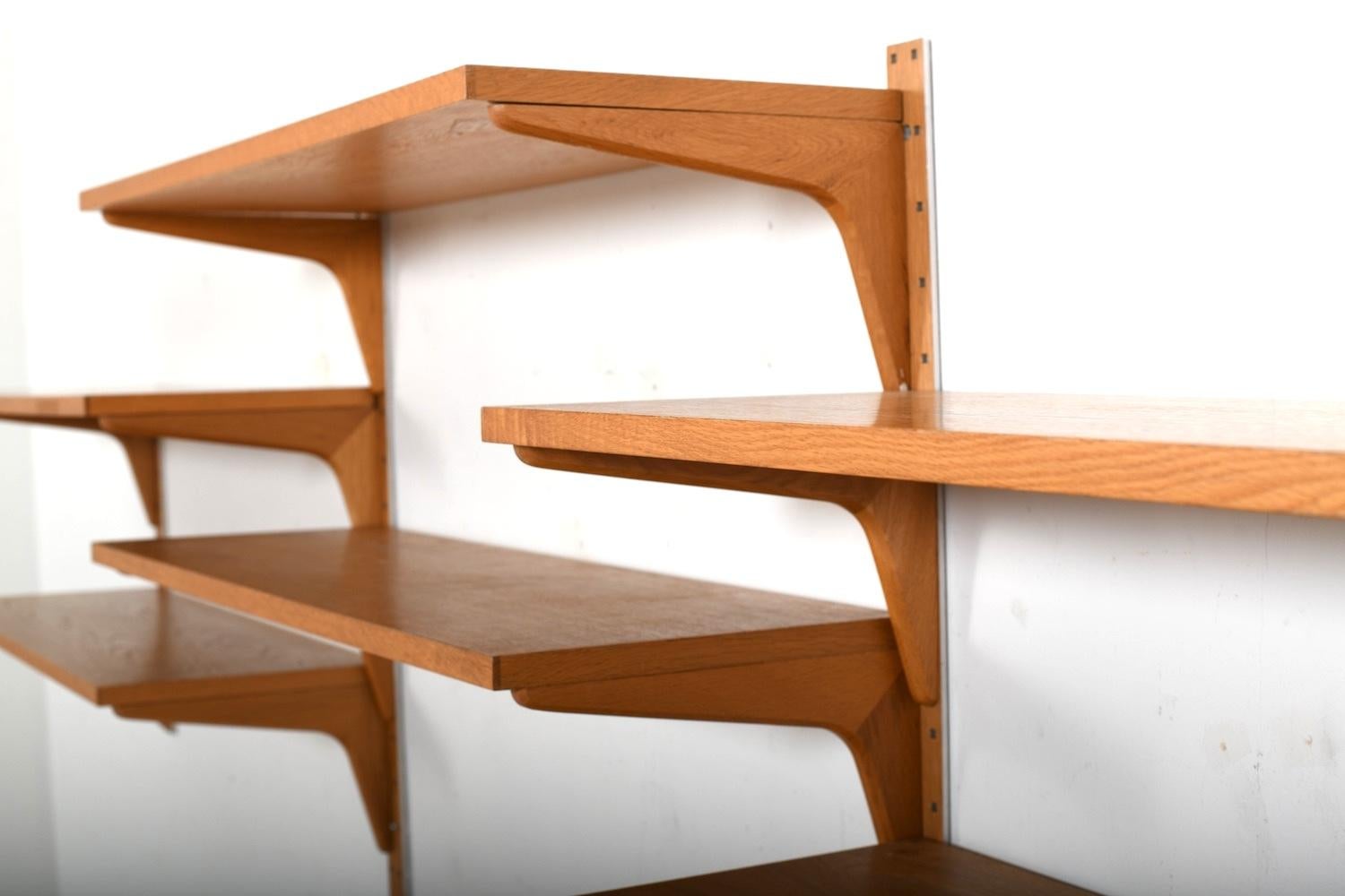Regalsystem in Eiche von HG Furniture Dänemark 1960er Jahre im Zustand „Gut“ im Angebot in Handewitt, DE