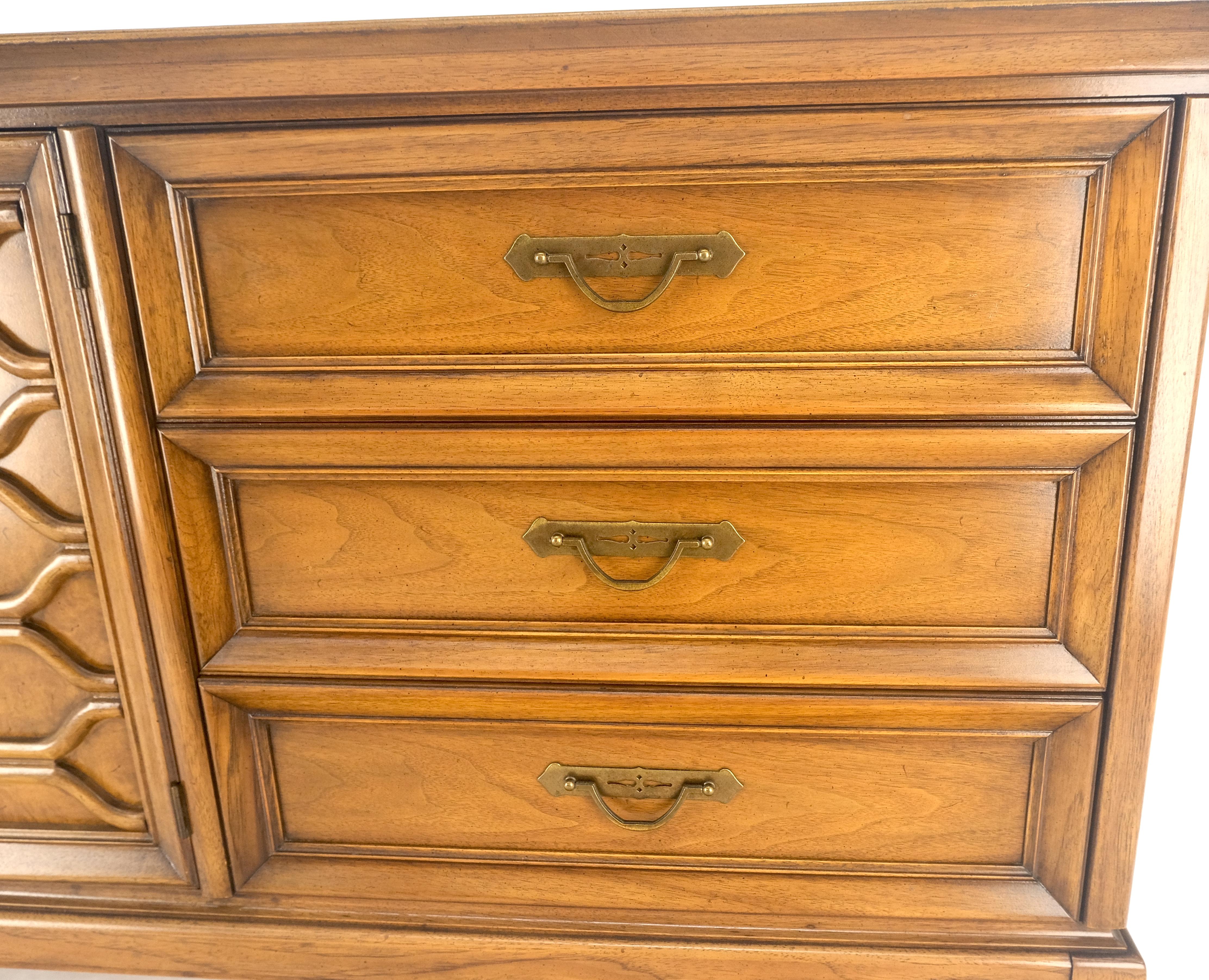 Mid-Century moderno Scaffale A due ante Scomparto 3 Cassetti Noce chiaro Comò compatto Credenza MINT! in vendita