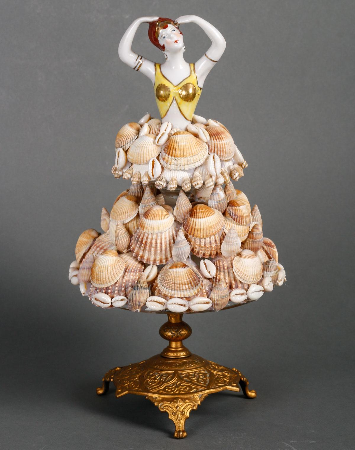 Shell and Porcelain Sculpture, 20th Century. 1