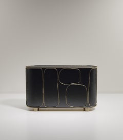 Muschel-Buffet mit Bronze-Patina-Messingdetails von R&Y Augousti