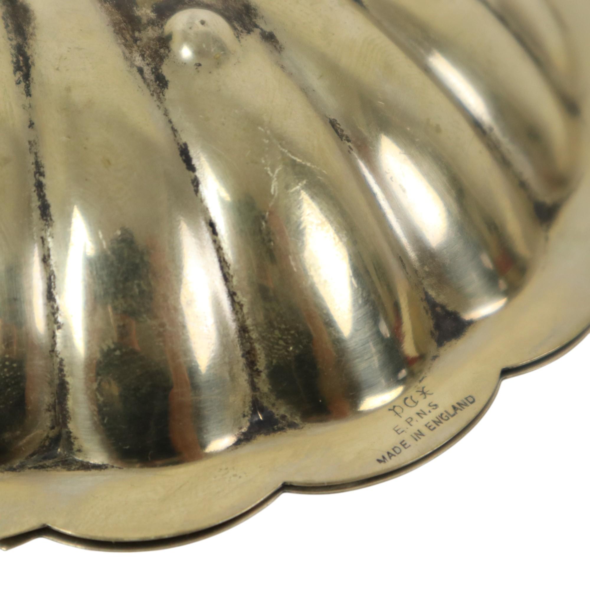 Shell Butter Dish Caviar Holder EPNS Chrome Glass England 5
