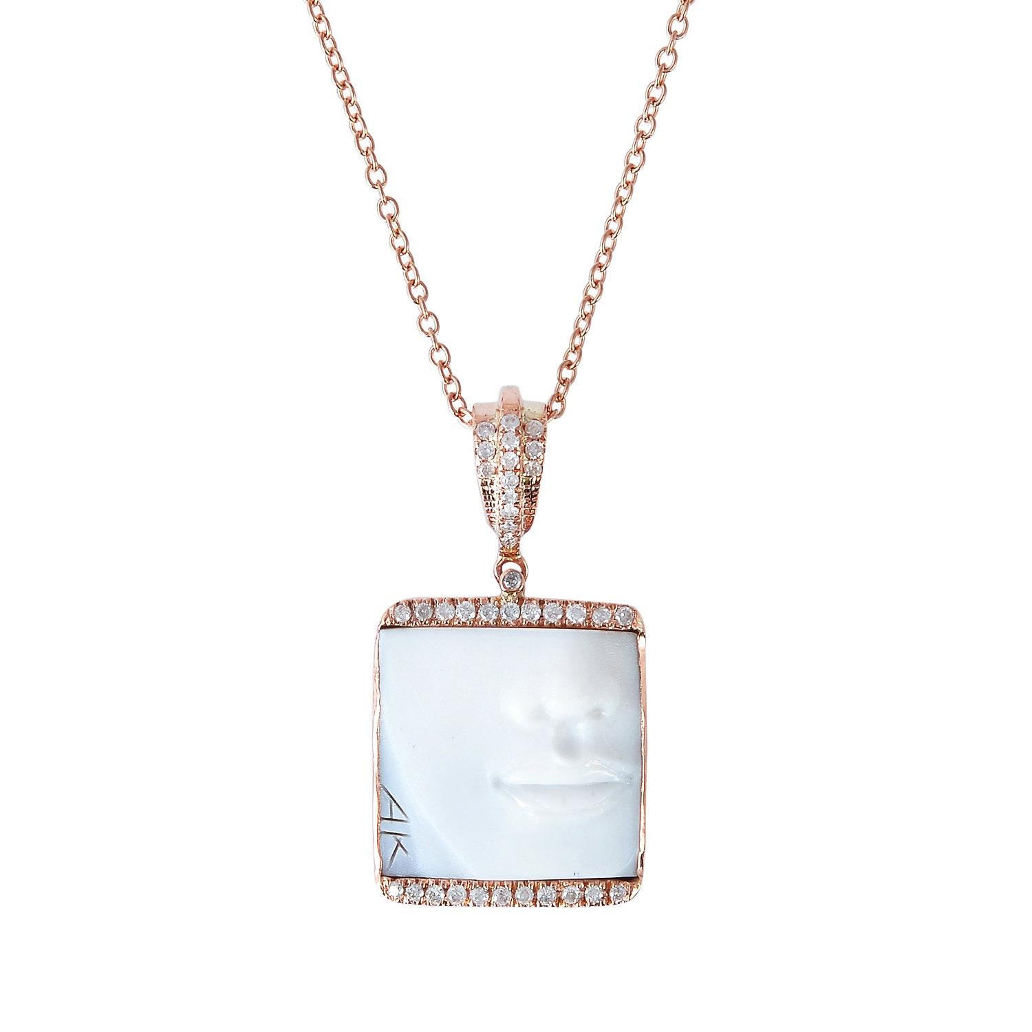 Art déco Collier en or 18k avec pendentif en diamant et camée en forme de coquillage en vente