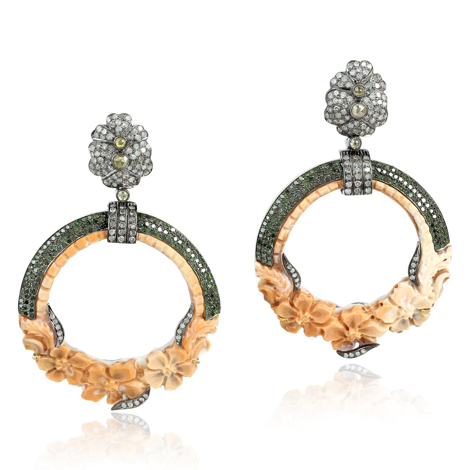 Shell Cameo Earrings with Green and White Diamonds in Silver and Gold In New Condition In New York, NY