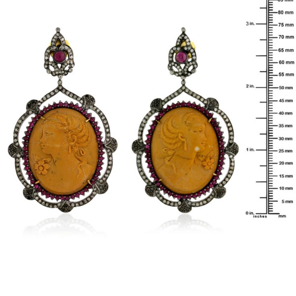 Carved Sardonyx  Cameo Dangle Earrings With Ruby & Diamonds In 18k Gold In New Condition For Sale In New York, NY