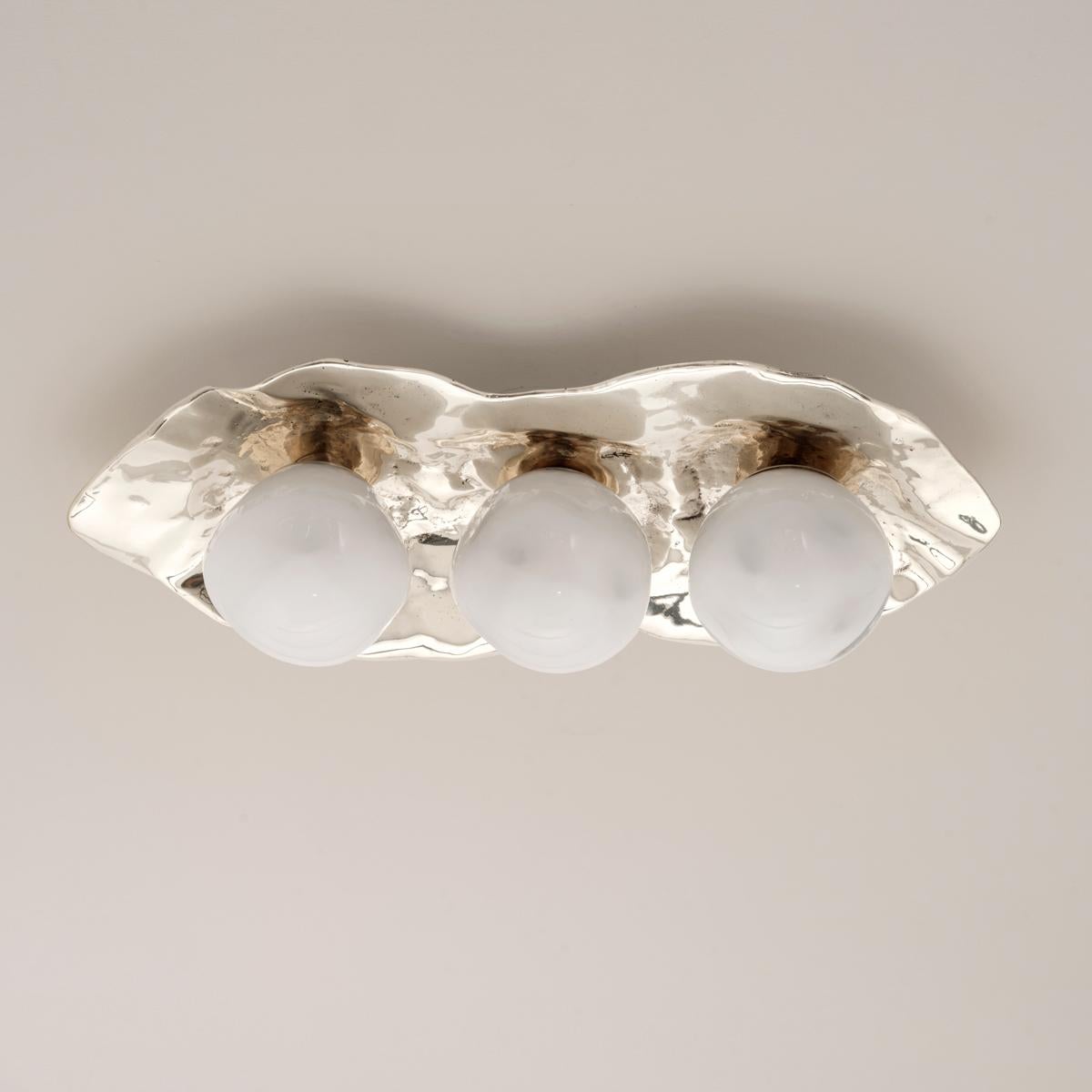 Moderno Plafoniera Shell di Gaspare Asaro - Finitura nichel lucido in vendita