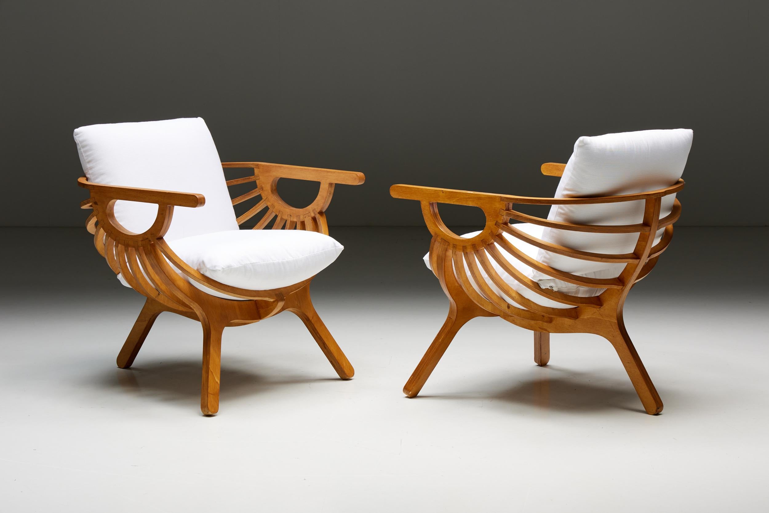 Marco Sousa Santos ; Shell Chair ; Easy Chair ; Modern Design ; Plywood ; Lisbon ; Portugal ; 2009 ; 2000s ; 

Chaise de salon en bois Shell Chair, conçue par Marco Sousa Santos. Un magnifique fauteuil qui allie les techniques artisanales