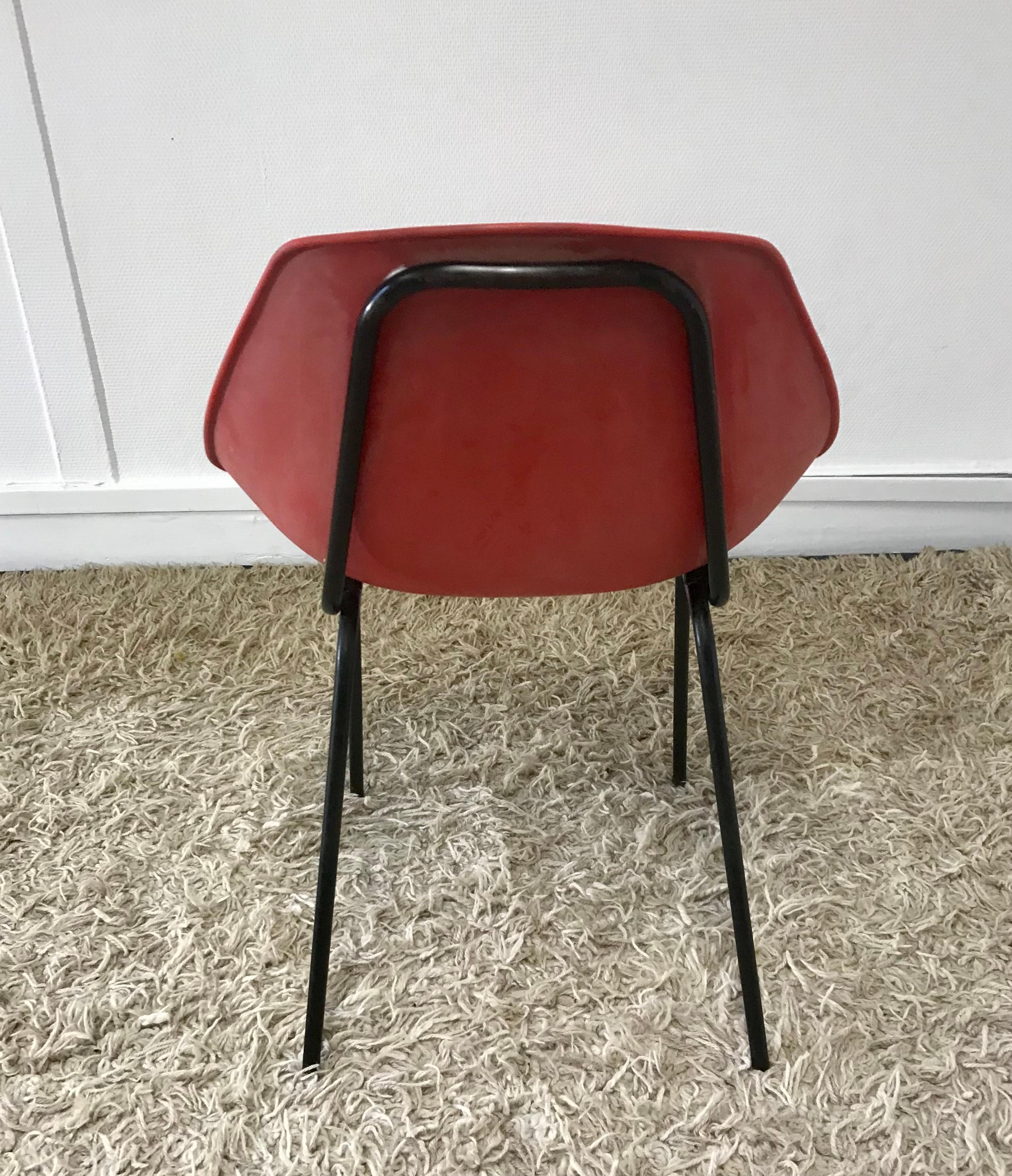 Silla Shell Pierre Guariche Moderno de mediados de siglo en venta