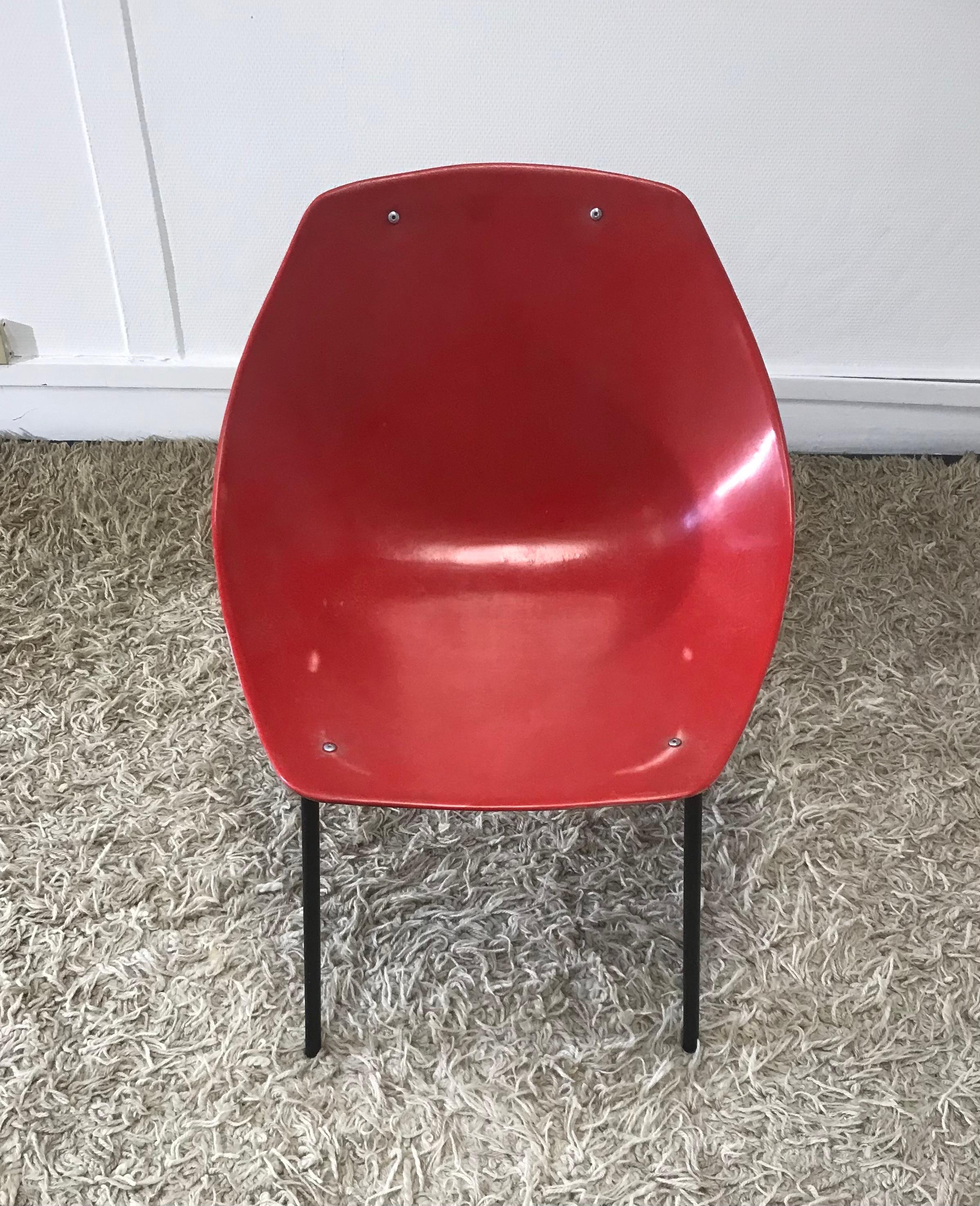 Silla Shell Pierre Guariche en Bueno estado para la venta en PARIS, FR