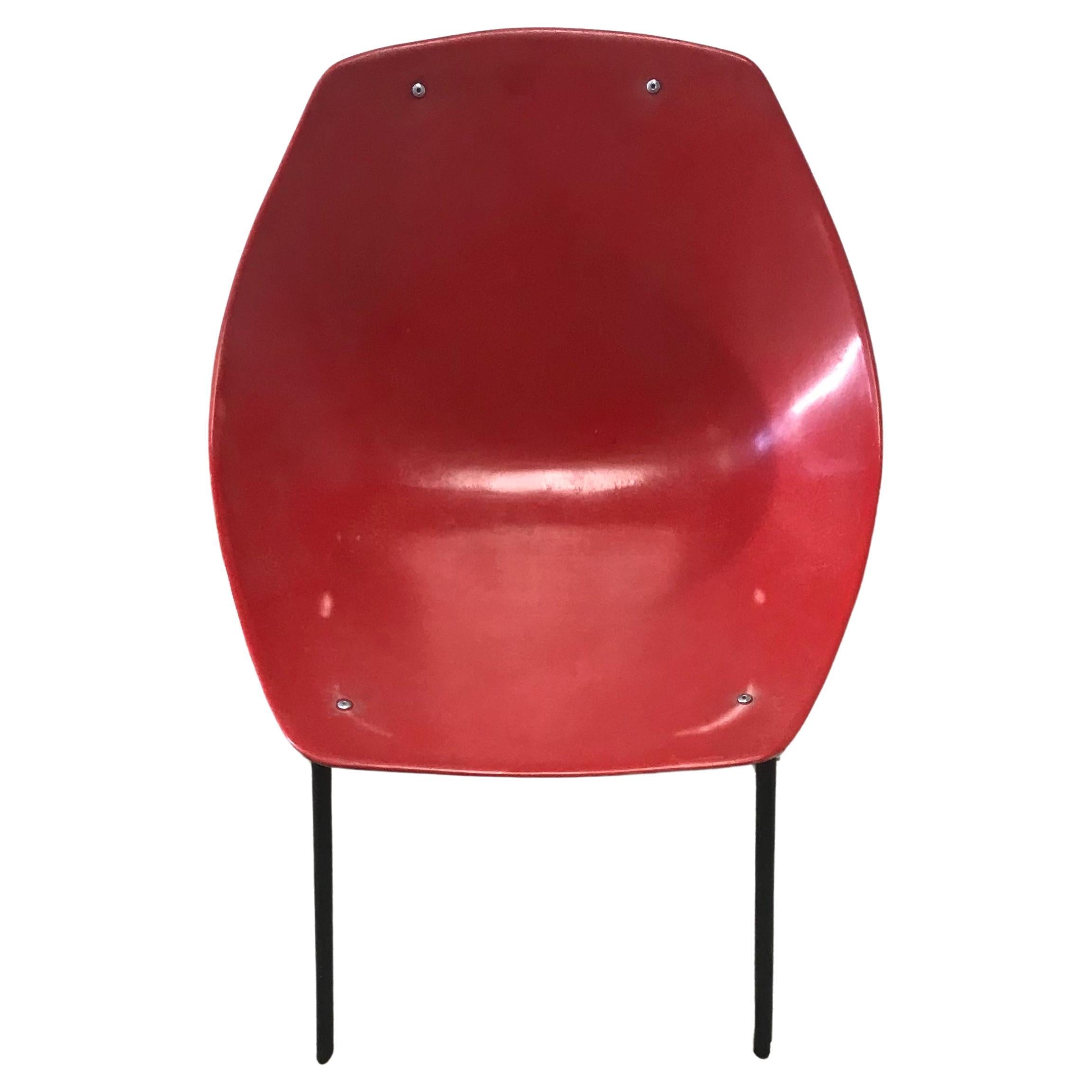Shell chair pierre guariche