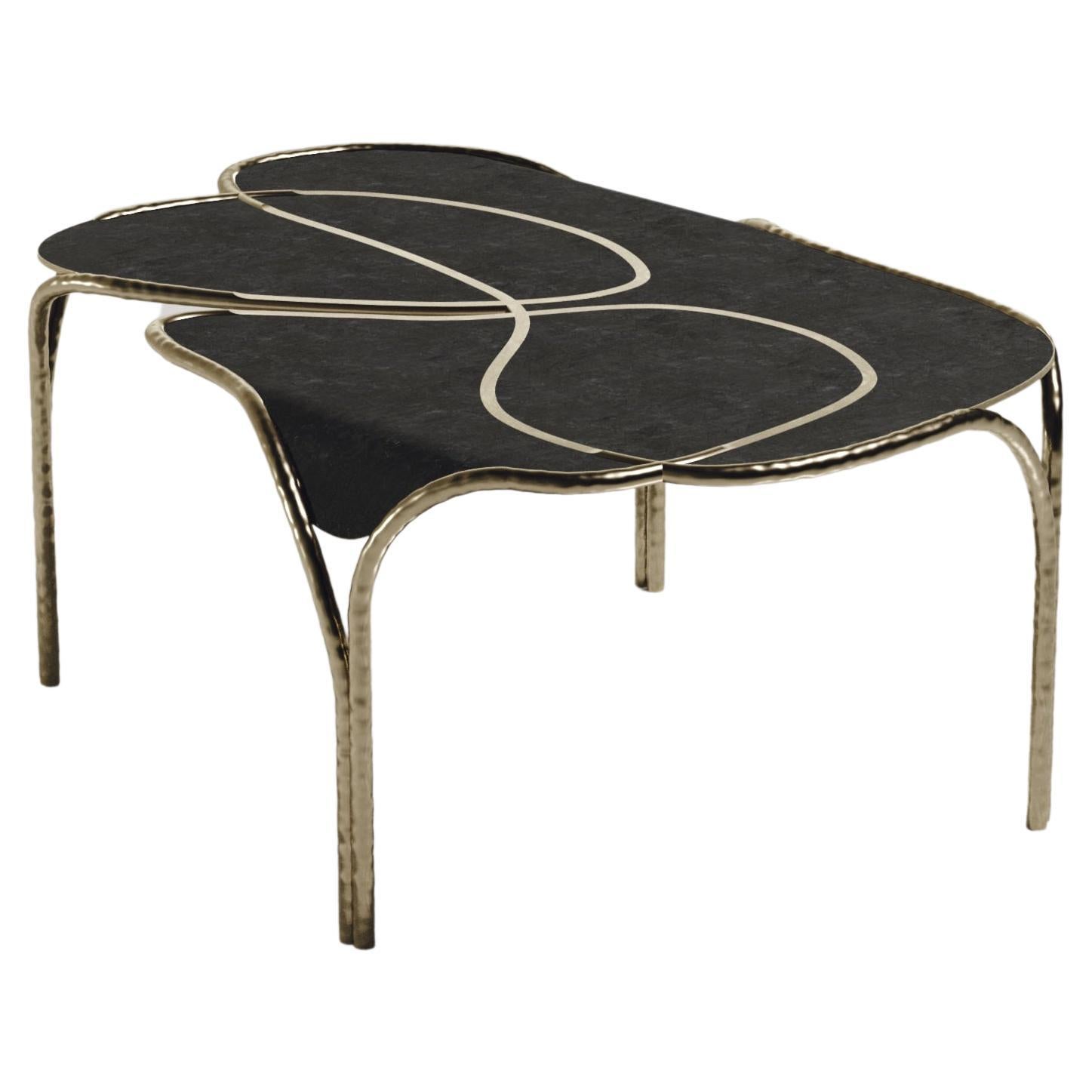 Couchtisch mit Muschelschalen und Bronze-Patina-Messingdetails von R&Y Augousti im Angebot