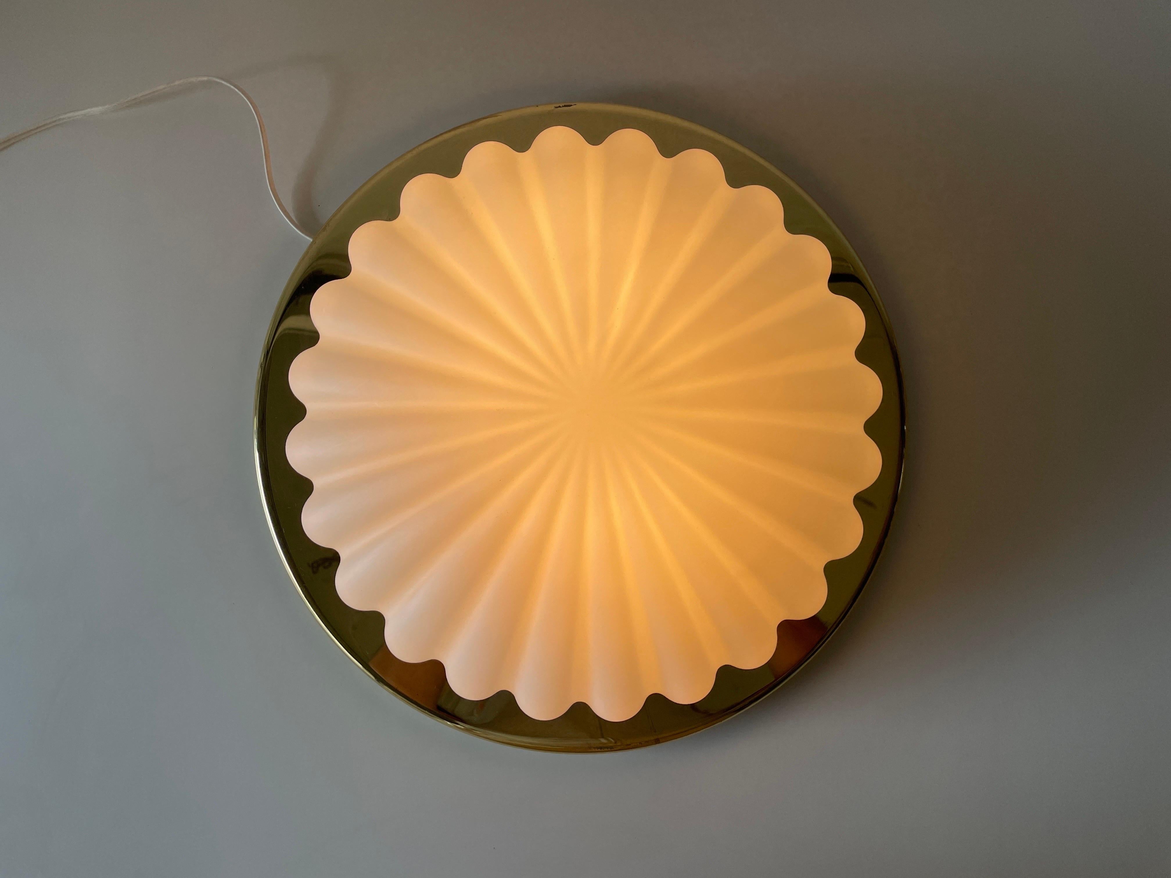 Shell Design Glass and Gold Metal Flush Mount by Peill & Putzler, 1960s, Germany For Sale 3
