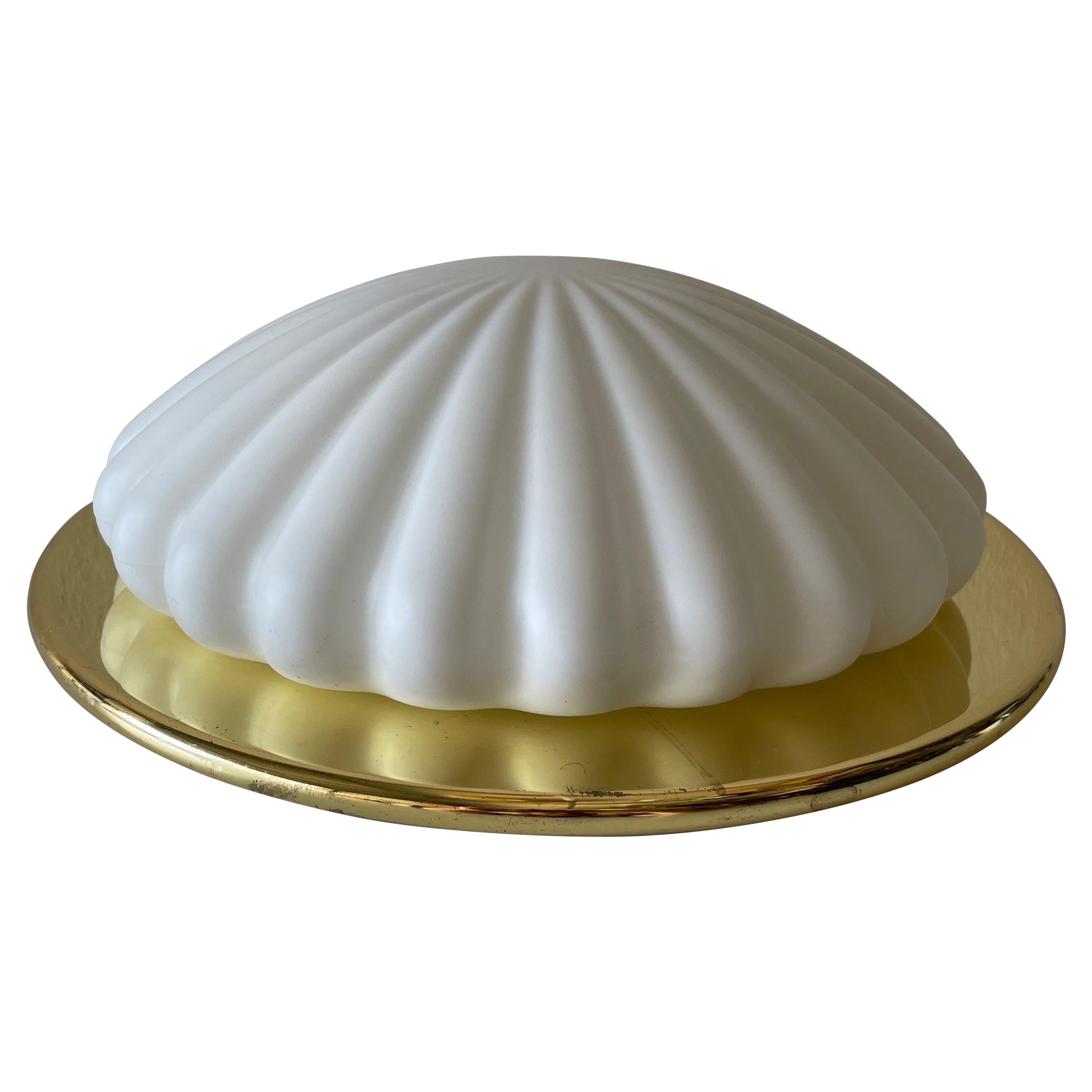 Lampada da incasso in vetro e metallo dorato Shell Design di Peill & Putzler, anni '60, Germania in vendita