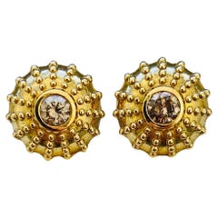 Shell Diamant-Ohrring 18KT Gelbgold Muschel-Diamant-Ohrstecker mit Muschel-Diamant-Ohrsteckern