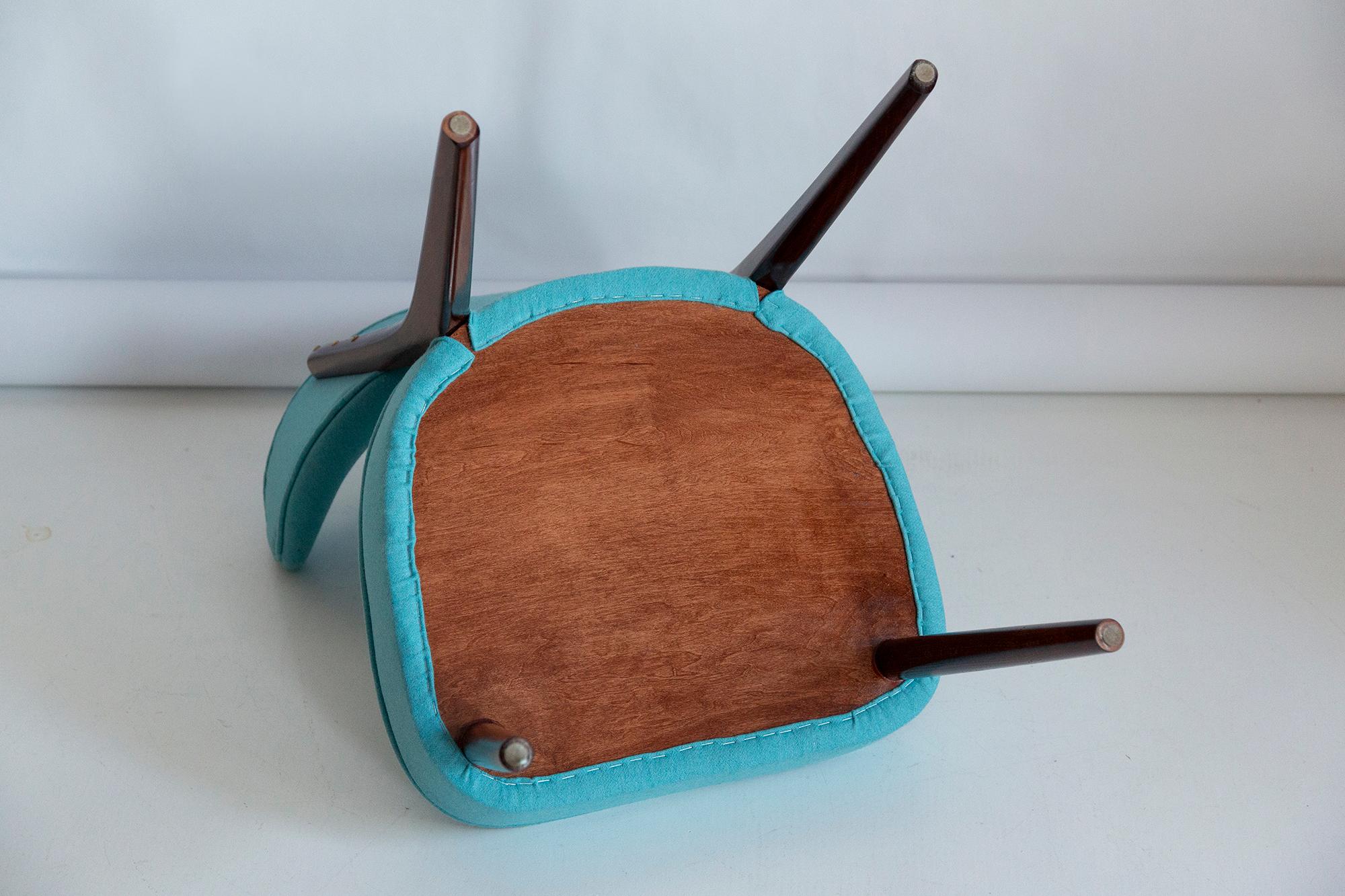 Chaise de salle à manger coquillage, laine turquoise, de Vintola Studio, Europe, Pologne en vente 5