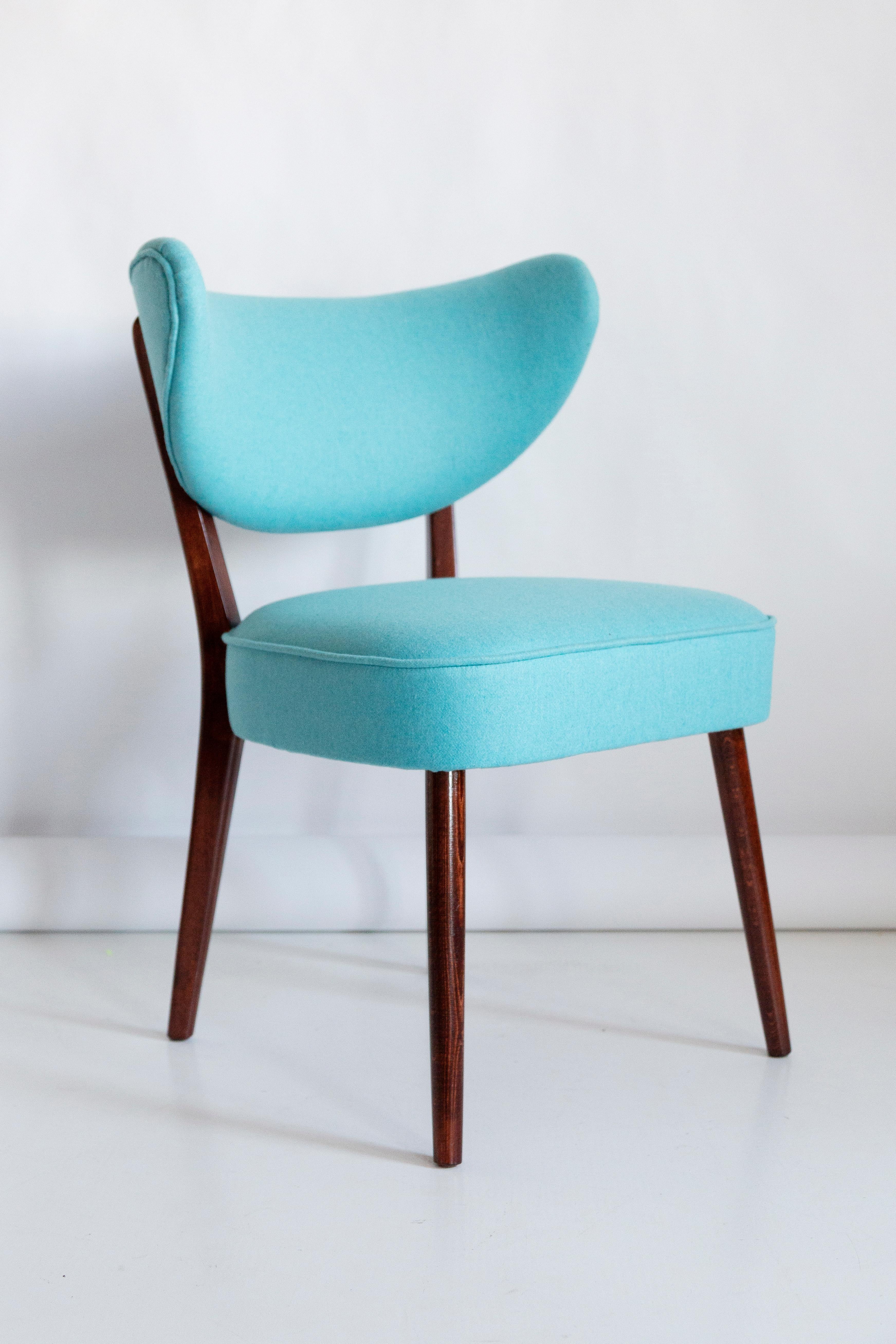 Fait main Chaise de salle à manger coquillage, laine turquoise, de Vintola Studio, Europe, Pologne en vente