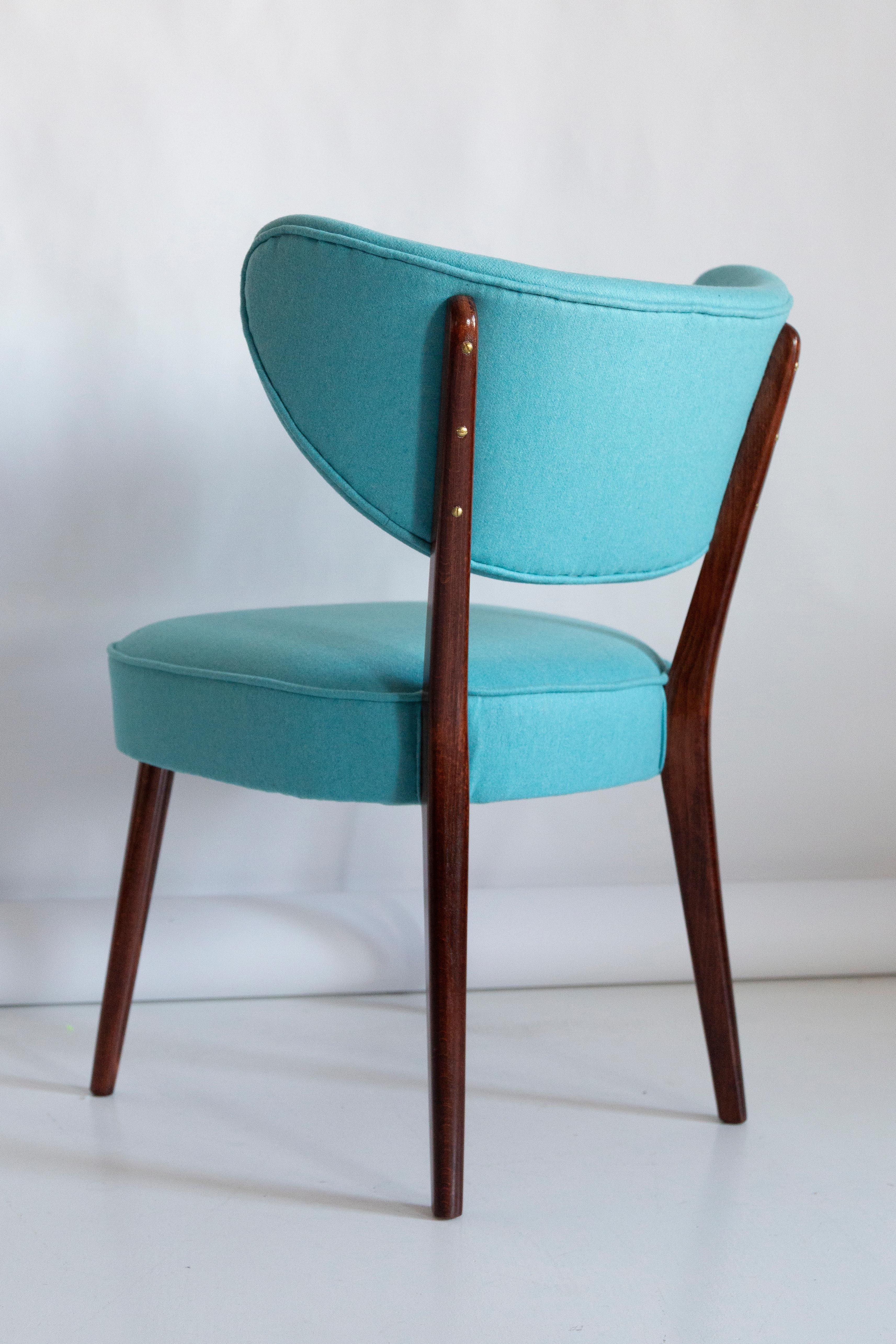 Chaise de salle à manger coquillage, laine turquoise, de Vintola Studio, Europe, Pologne en vente 1