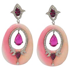 Shell Earring with Diamonds and Pink Tourmaline in 18 Karat White Gold