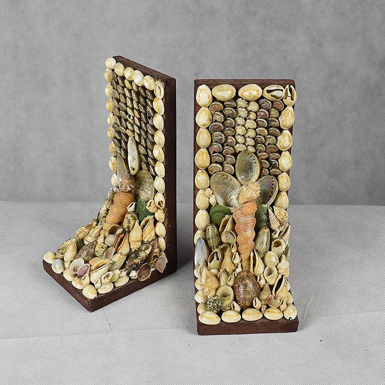 Shell Encrusted Bookends, a Pair 1