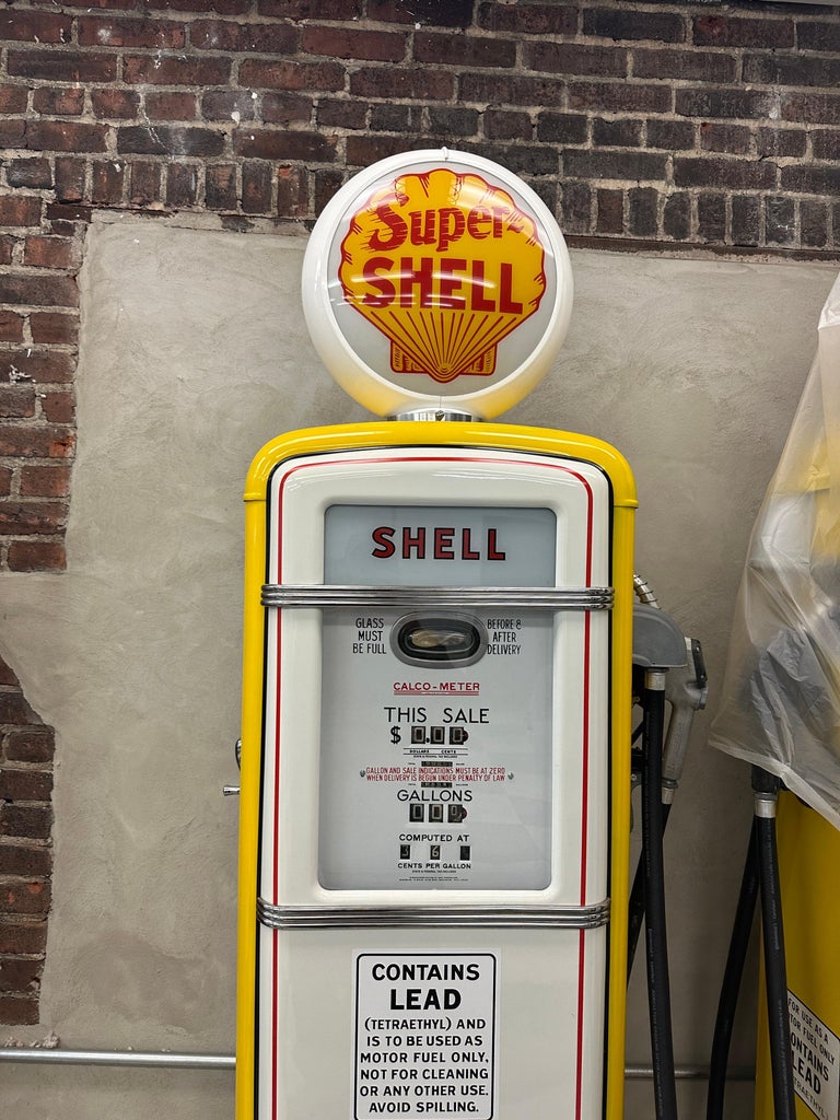 shell gas station cigarette prices Enough talking about price. These are the for cigarettes in Boston, Massachusetts : r/pics Extraordinary gas price at Shell