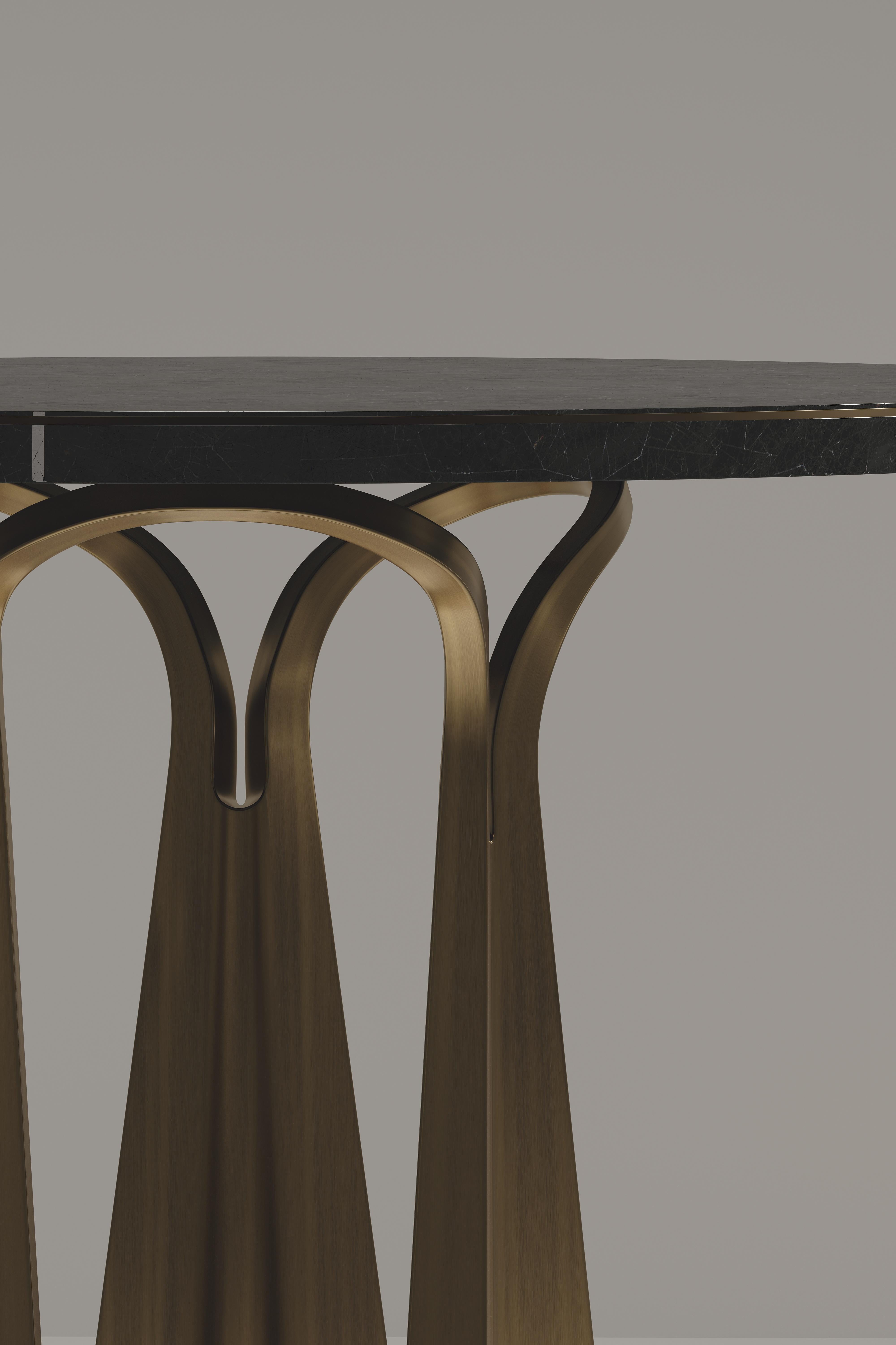 Tavolo da colazione con intarsio di conchiglie e gambe scultoree in ottone di R&Y Augousti in vendita 6