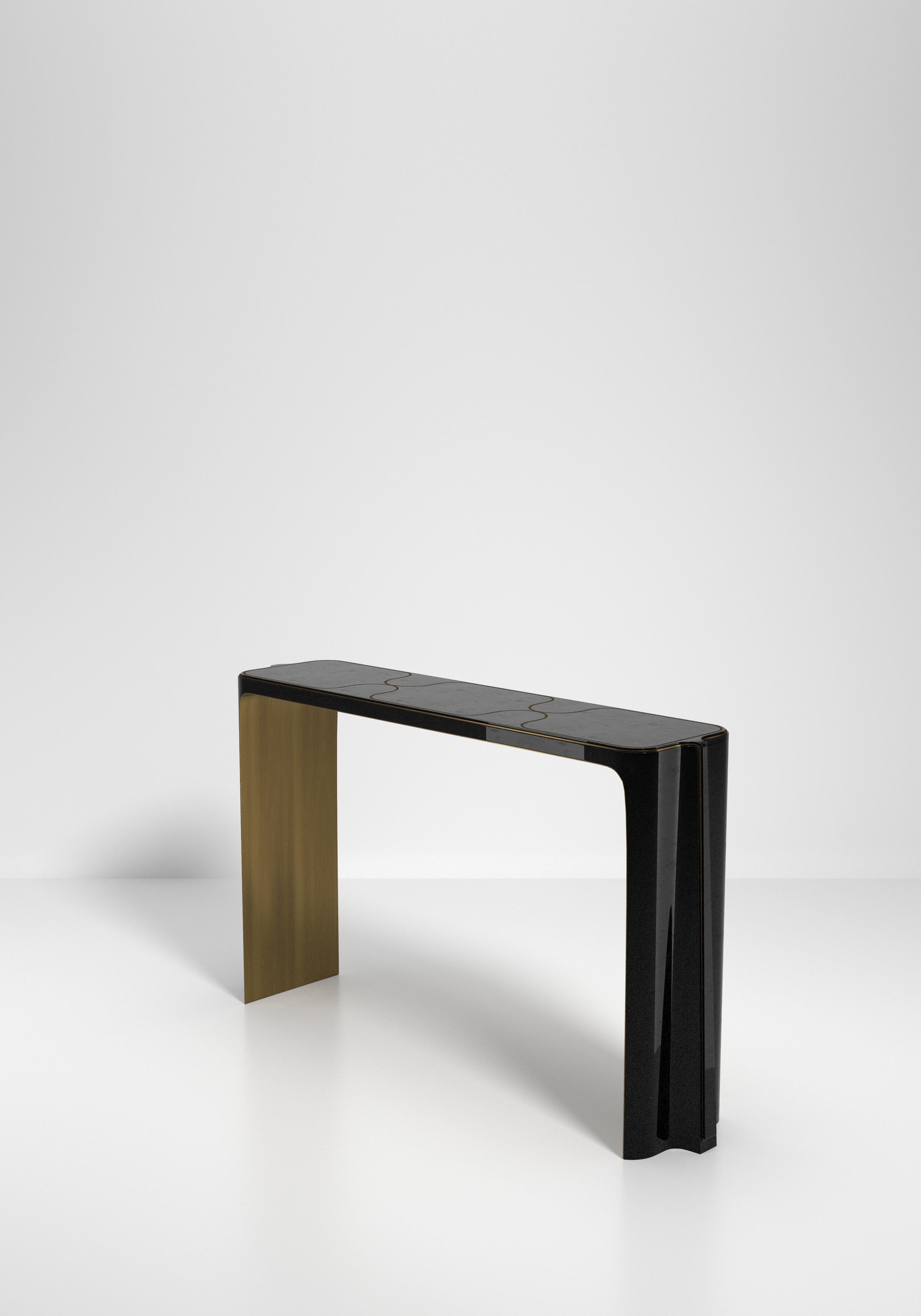 Shell Inlaid Console Table with Bronze Patina Brass Details by R&Y Augousti In New Condition For Sale In New York, NY