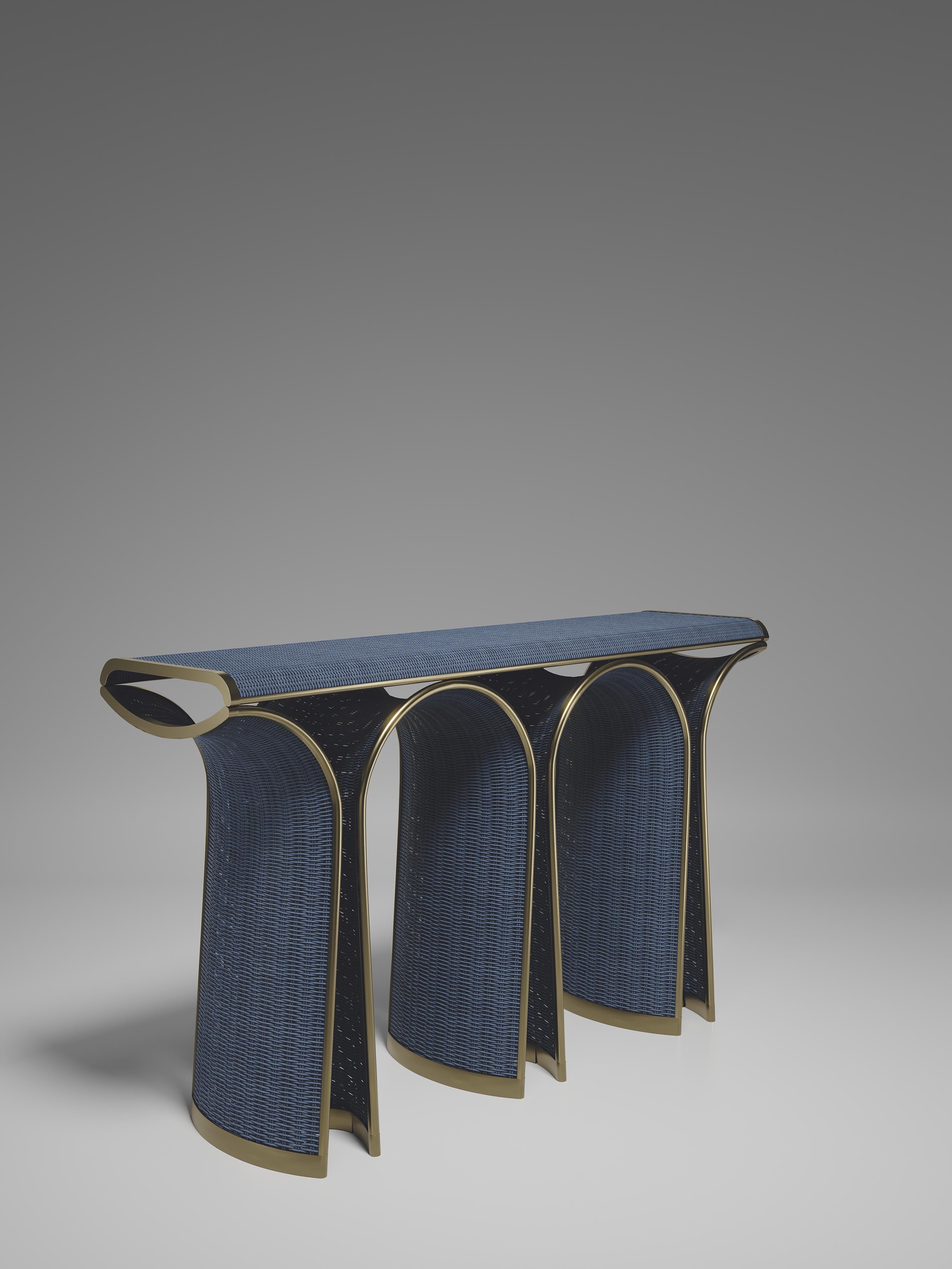 Console con intarsio di conchiglie e dettagli in ottone patinato di R & Y Augousti in vendita 3