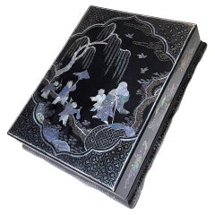 Shell-Inlaid Lacquer Box with Old Man and Children Design, Qing Period