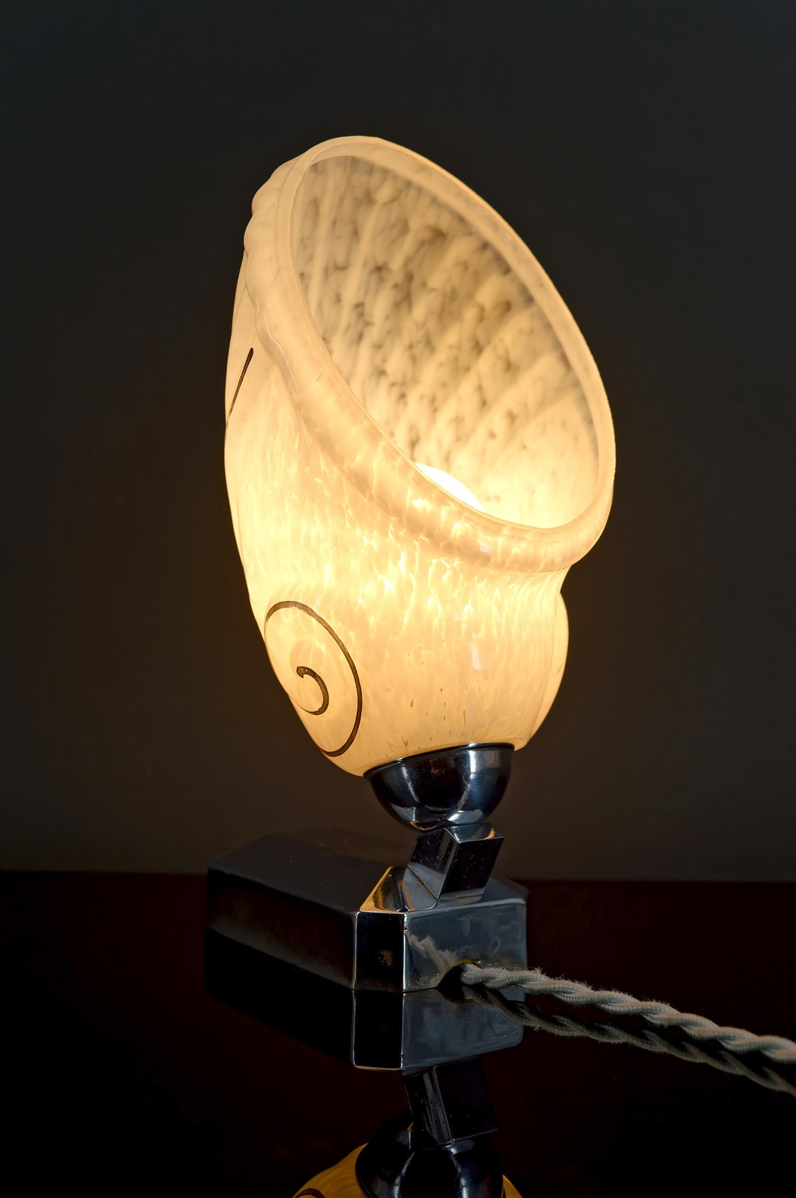 Milieu du XXe siècle Lampe 