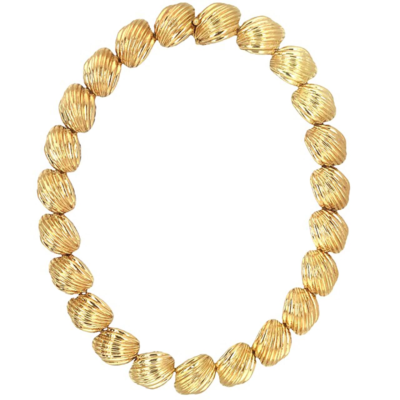 Shell Link 18K Yellow Gold Necklace by Hammerman Brothers For Sale 1