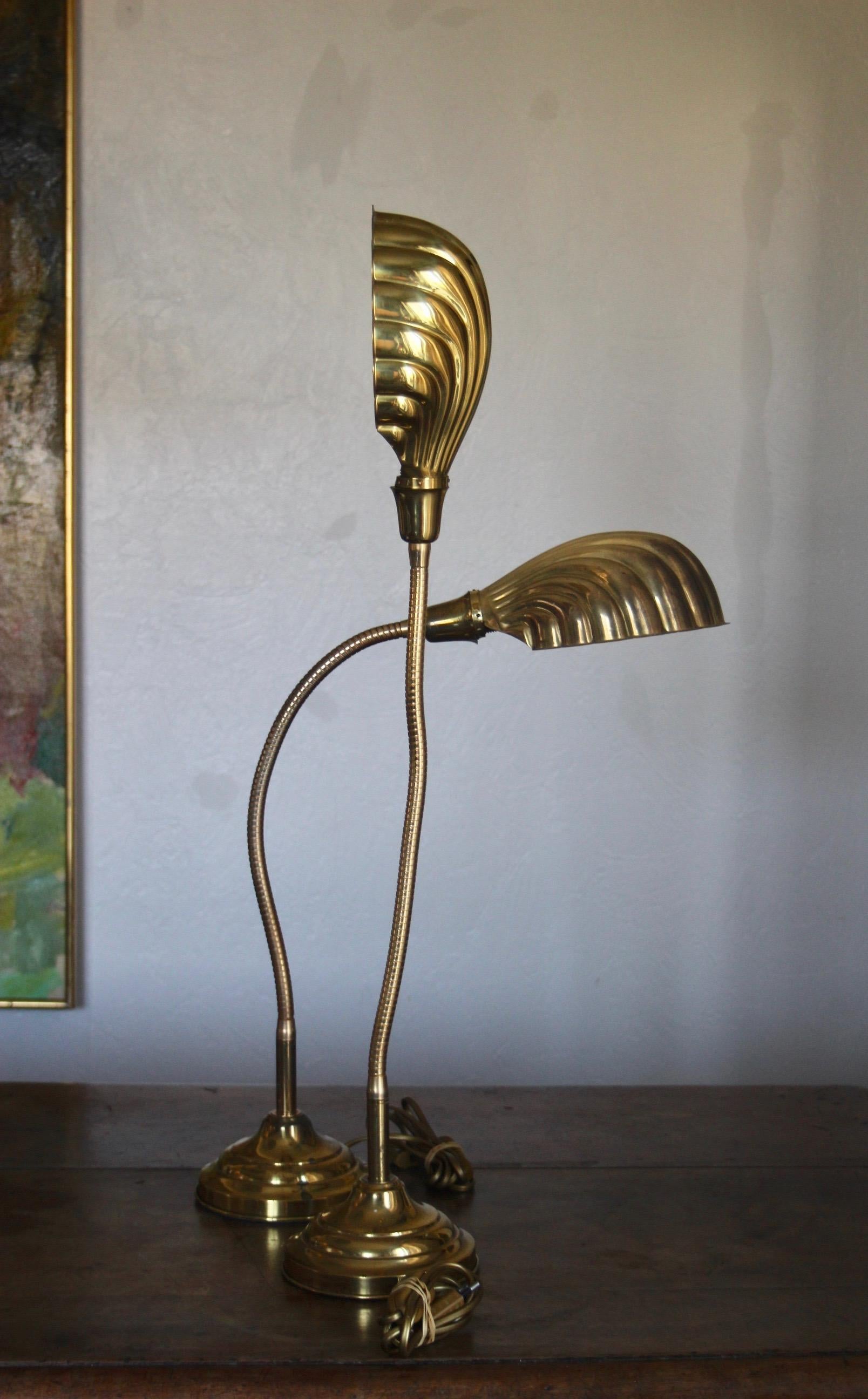 Shell Pair of Table Lamp Gooseneck Lamp, Desk Brass  1