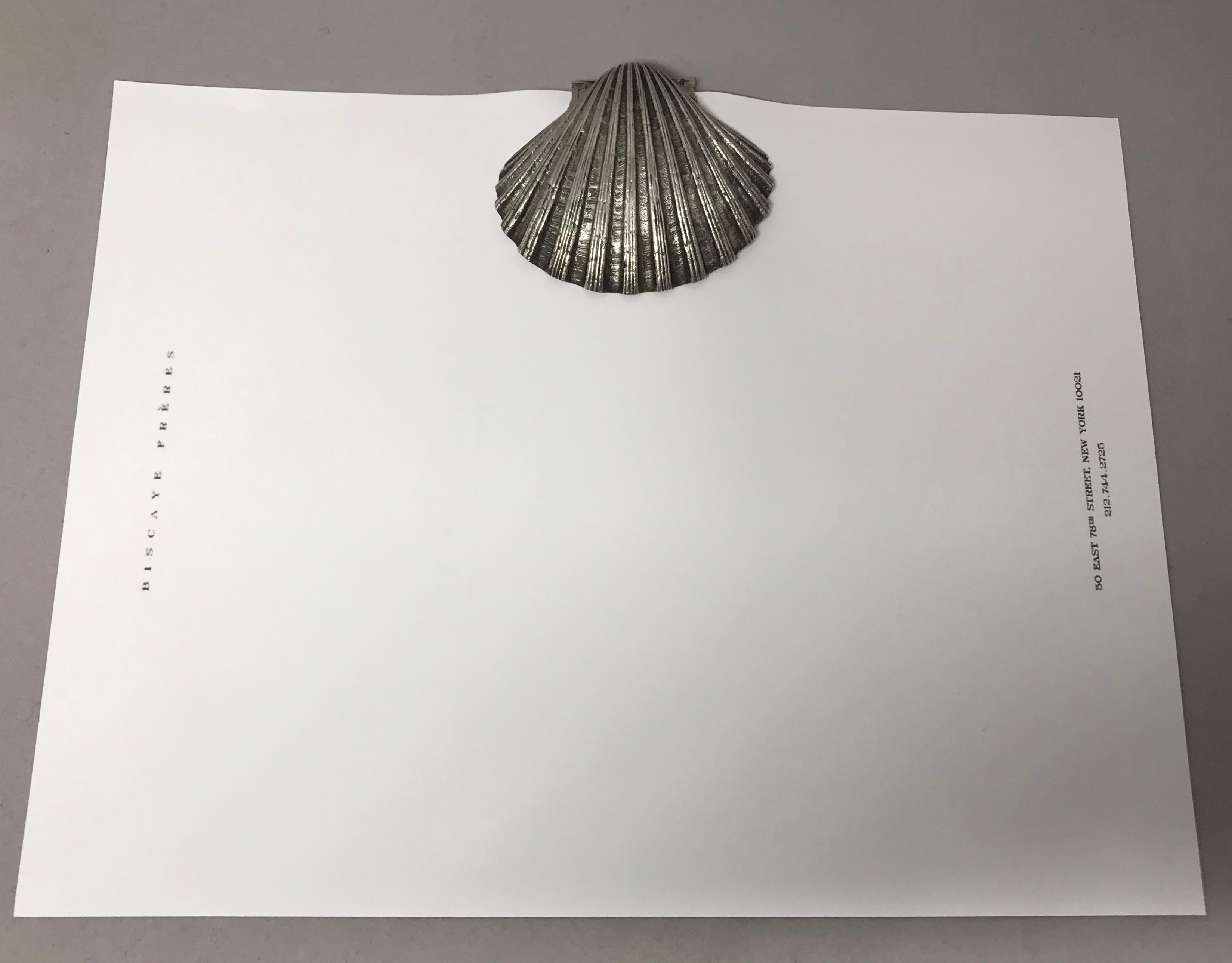 Shell Paper Clamp in Italian Sterling Silver In Good Condition For Sale In New York, NY