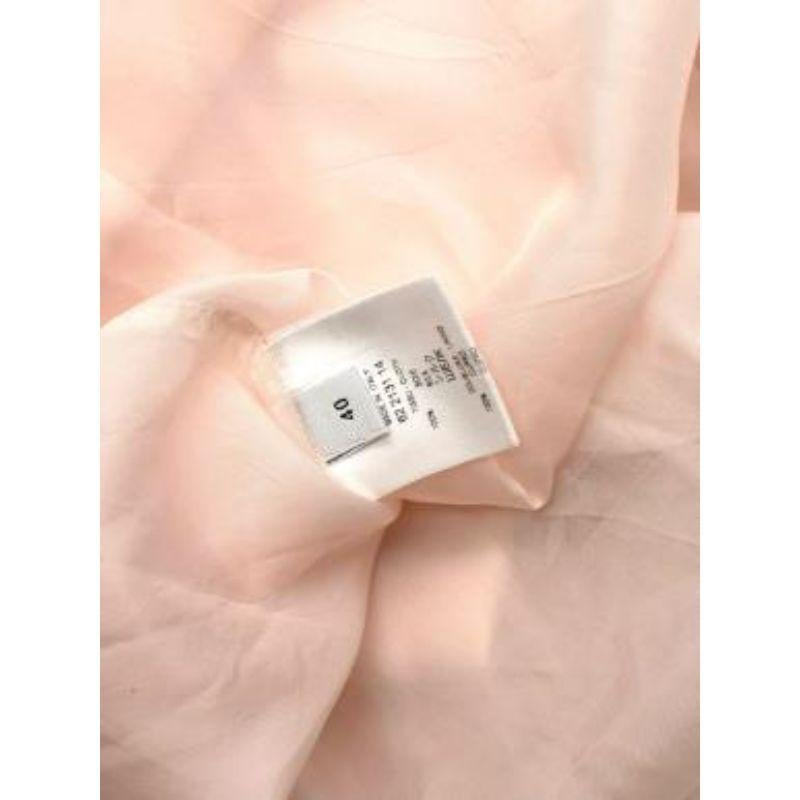 Shell pink silk-satin apron gown For Sale 5
