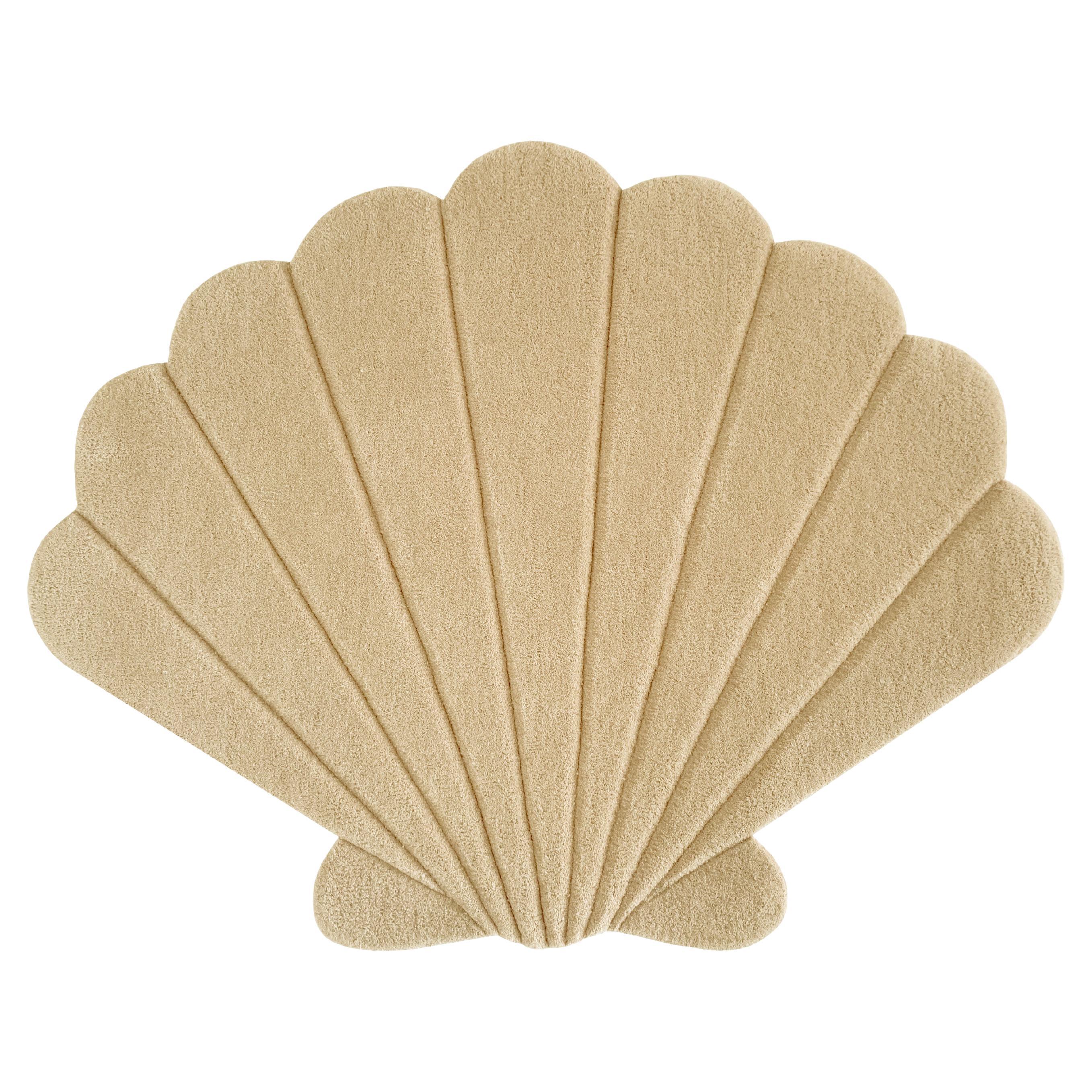 Shell Rug Sand, 3D Hand-tufted For Sale