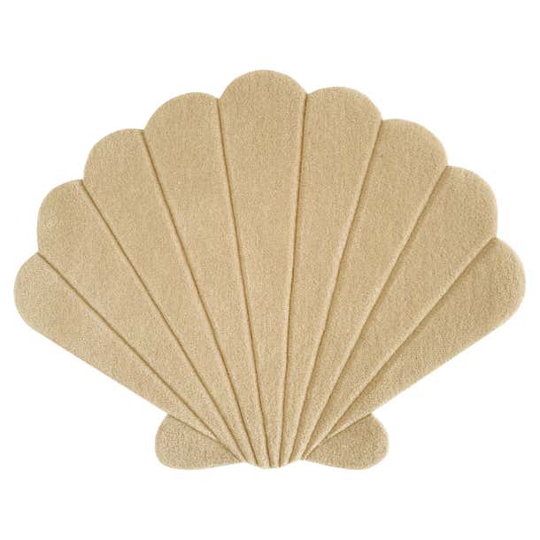 Shell Rug Sand, 3D Hand-tufted For Sale at 1stDibs